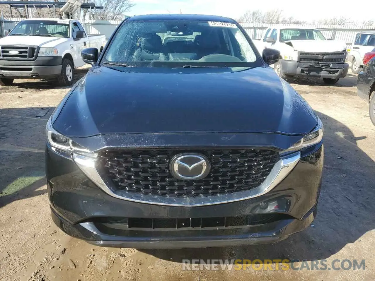 5 fotografías del automóvil dañado JM3KFBBL6R0463923 MAZDA CX-5 SELEC 2024