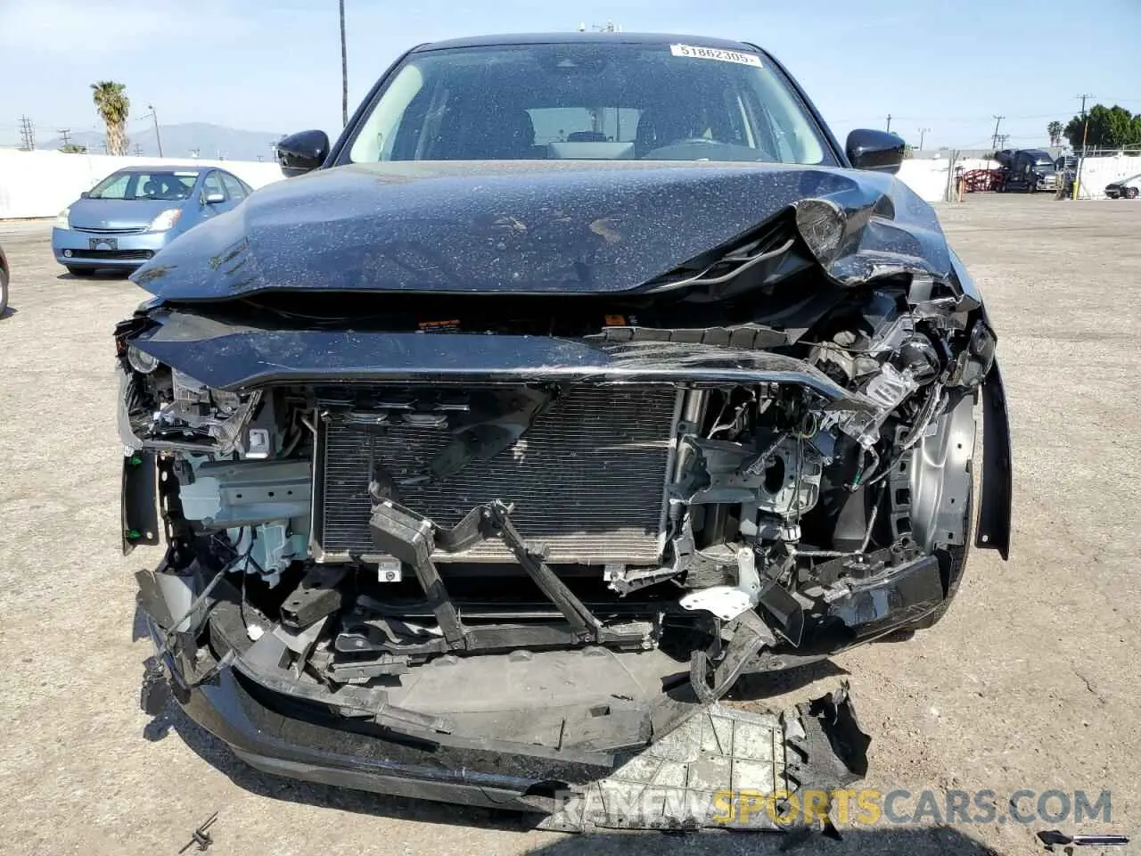 5 fotografías del automóvil dañado JM3KFBBL6R0482441 MAZDA CX-5 SELEC 2024