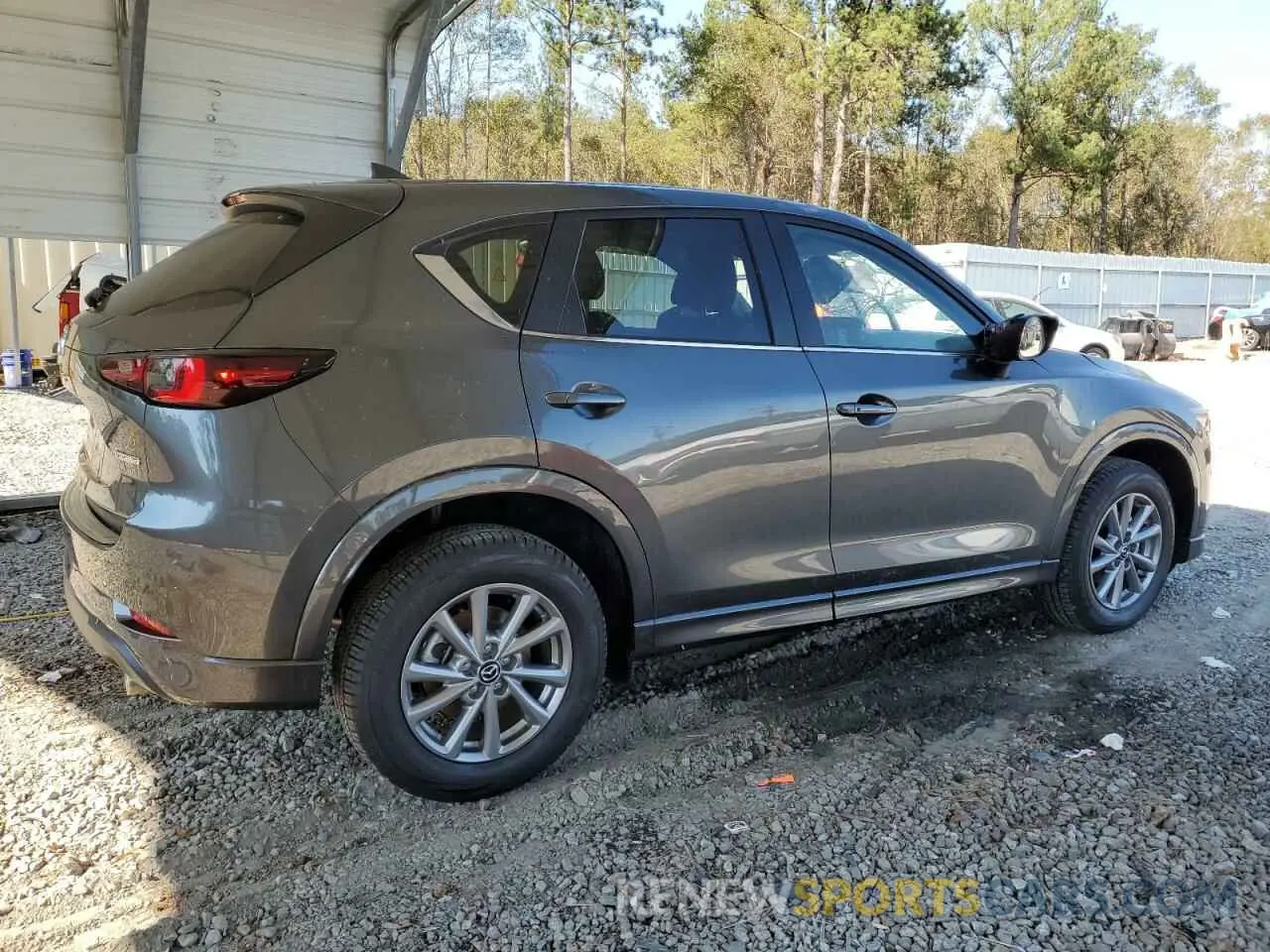 3 fotografías del automóvil dañado JM3KFBBL8R0411113 MAZDA CX-5 SELEC 2024