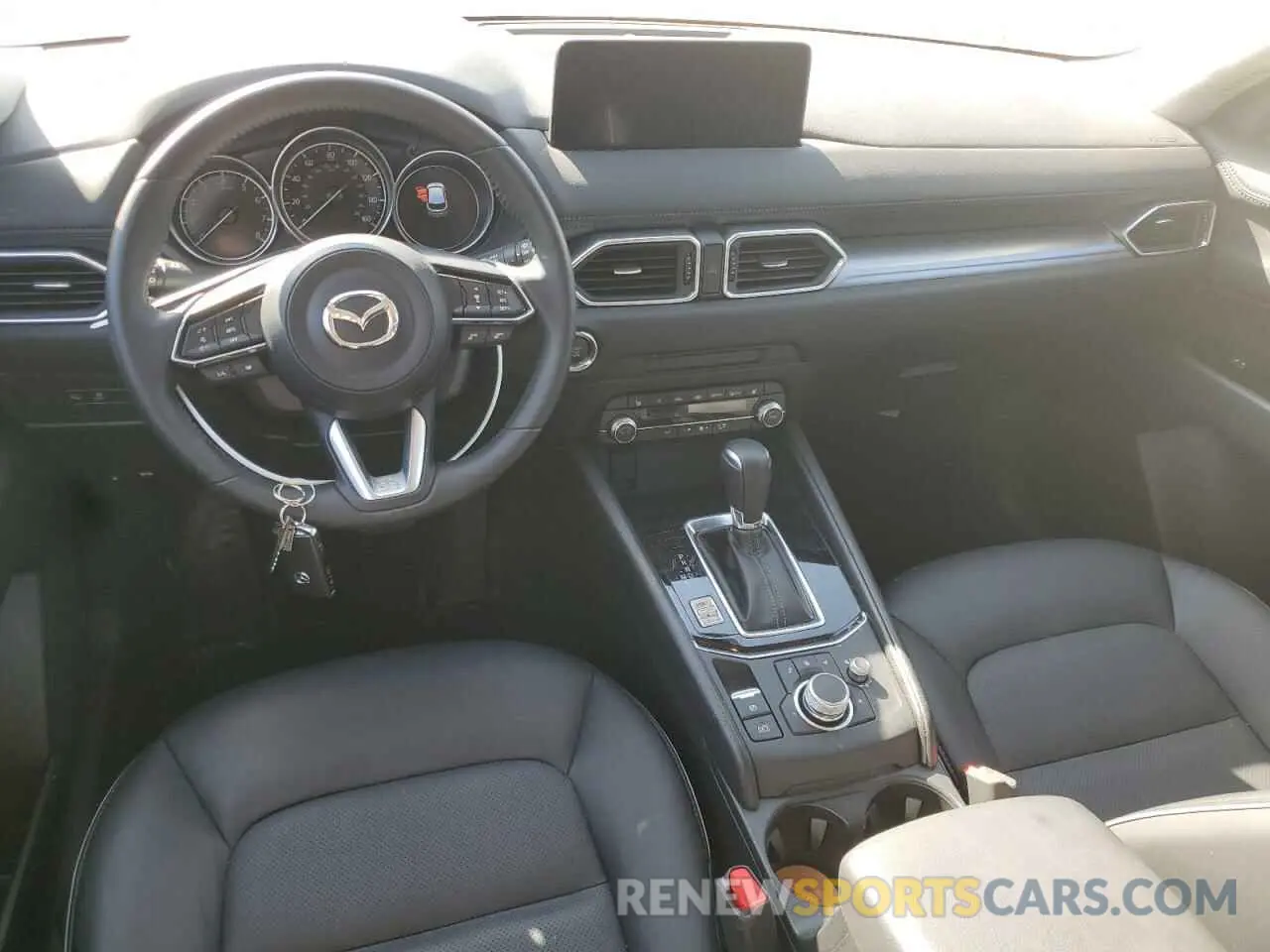 8 fotografías del automóvil dañado JM3KFBBL8R0487544 MAZDA CX-5 SELEC 2024
