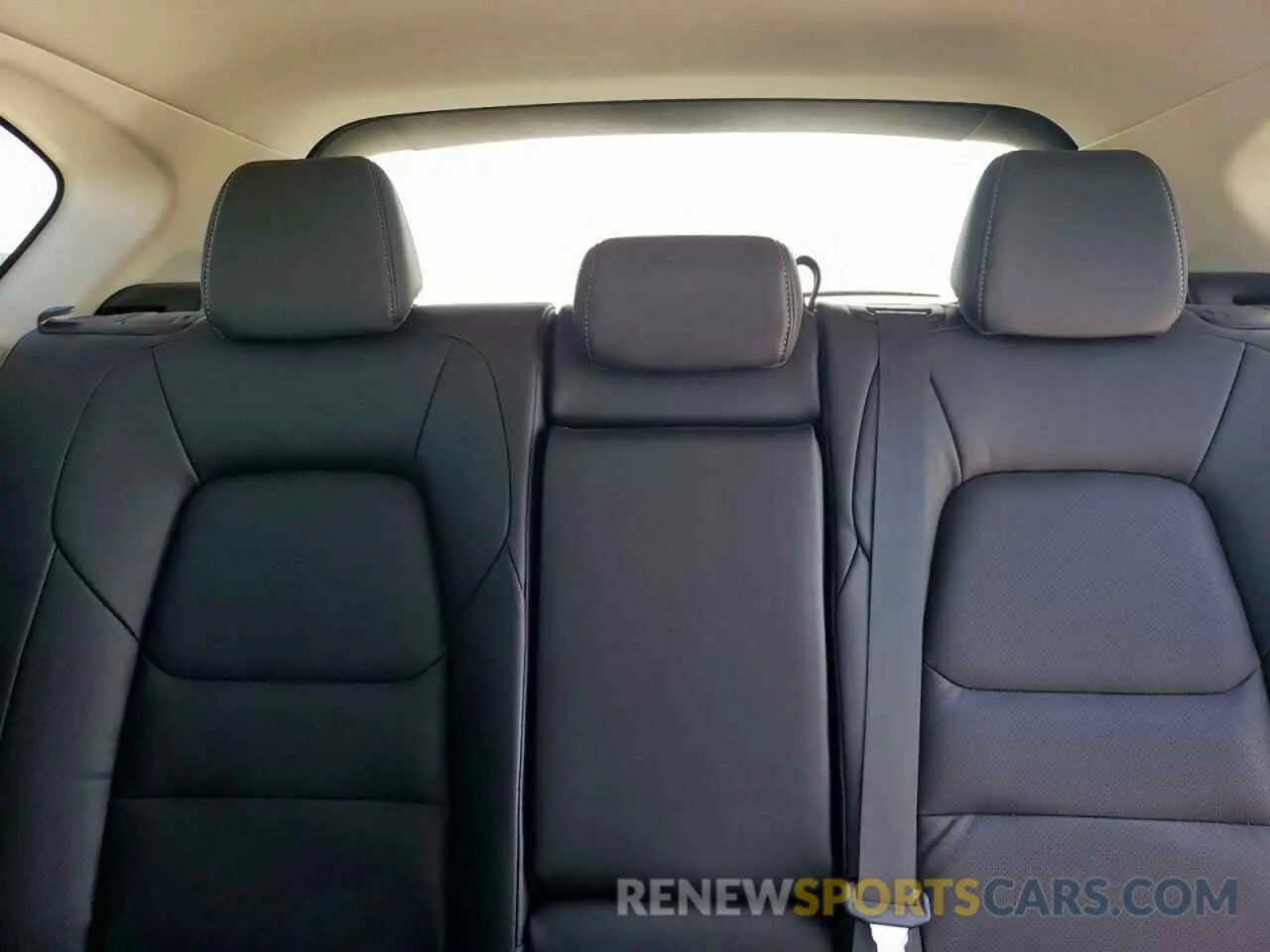 10 fotografías del automóvil dañado JM3KFBBL8R0527699 MAZDA CX-5 SELEC 2024