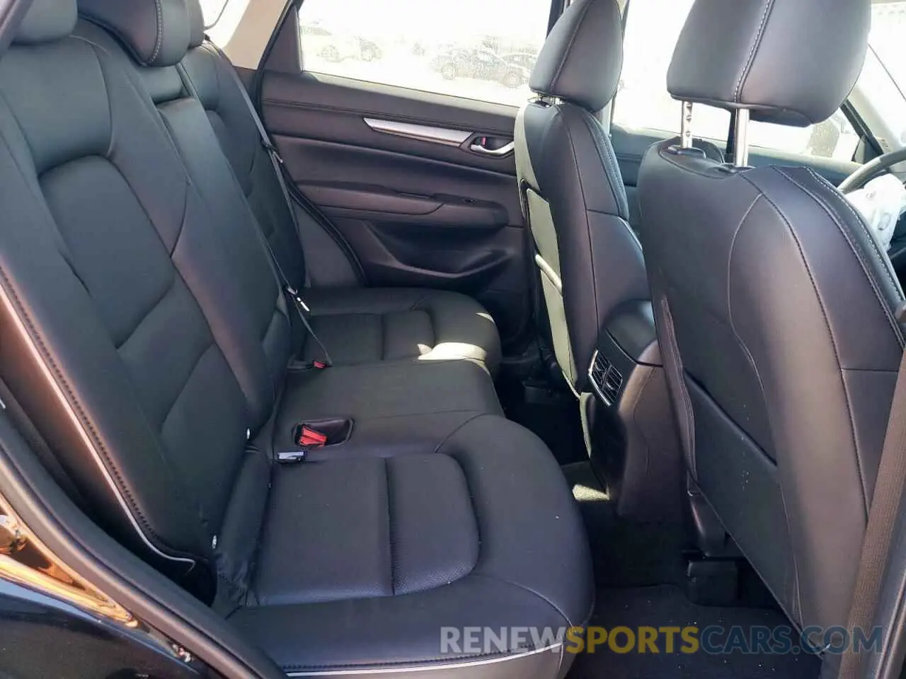 11 fotografías del automóvil dañado JM3KFBBL8R0527699 MAZDA CX-5 SELEC 2024