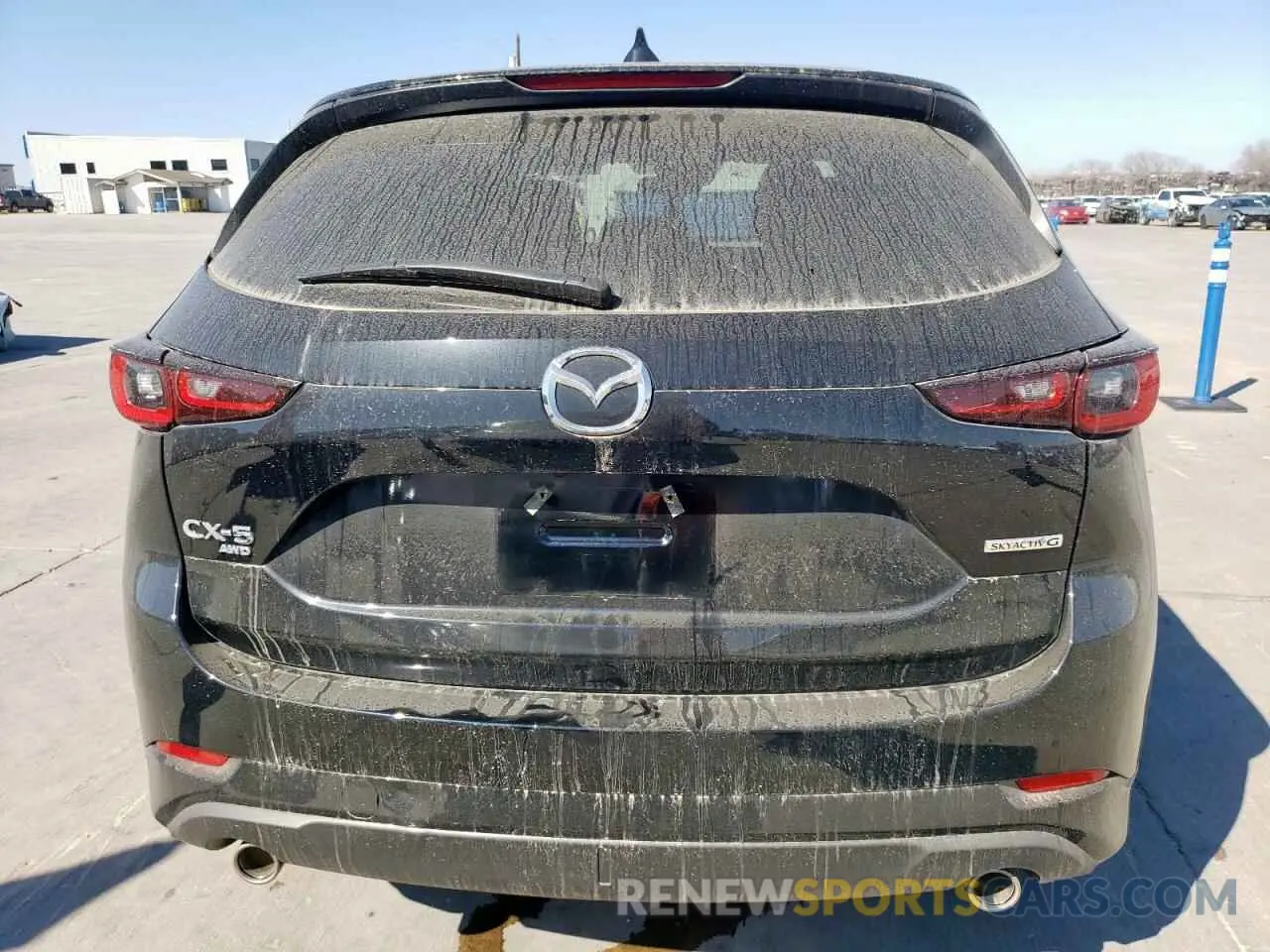 6 fotografías del automóvil dañado JM3KFBBL8R0527699 MAZDA CX-5 SELEC 2024