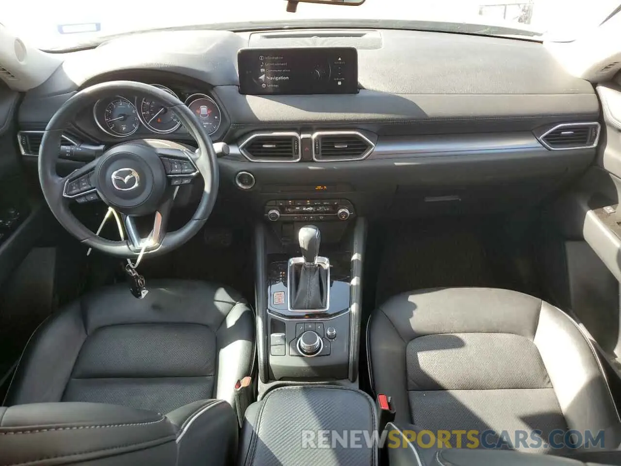 8 fotografías del automóvil dañado JM3KFBBL9R0416532 MAZDA CX-5 SELEC 2024