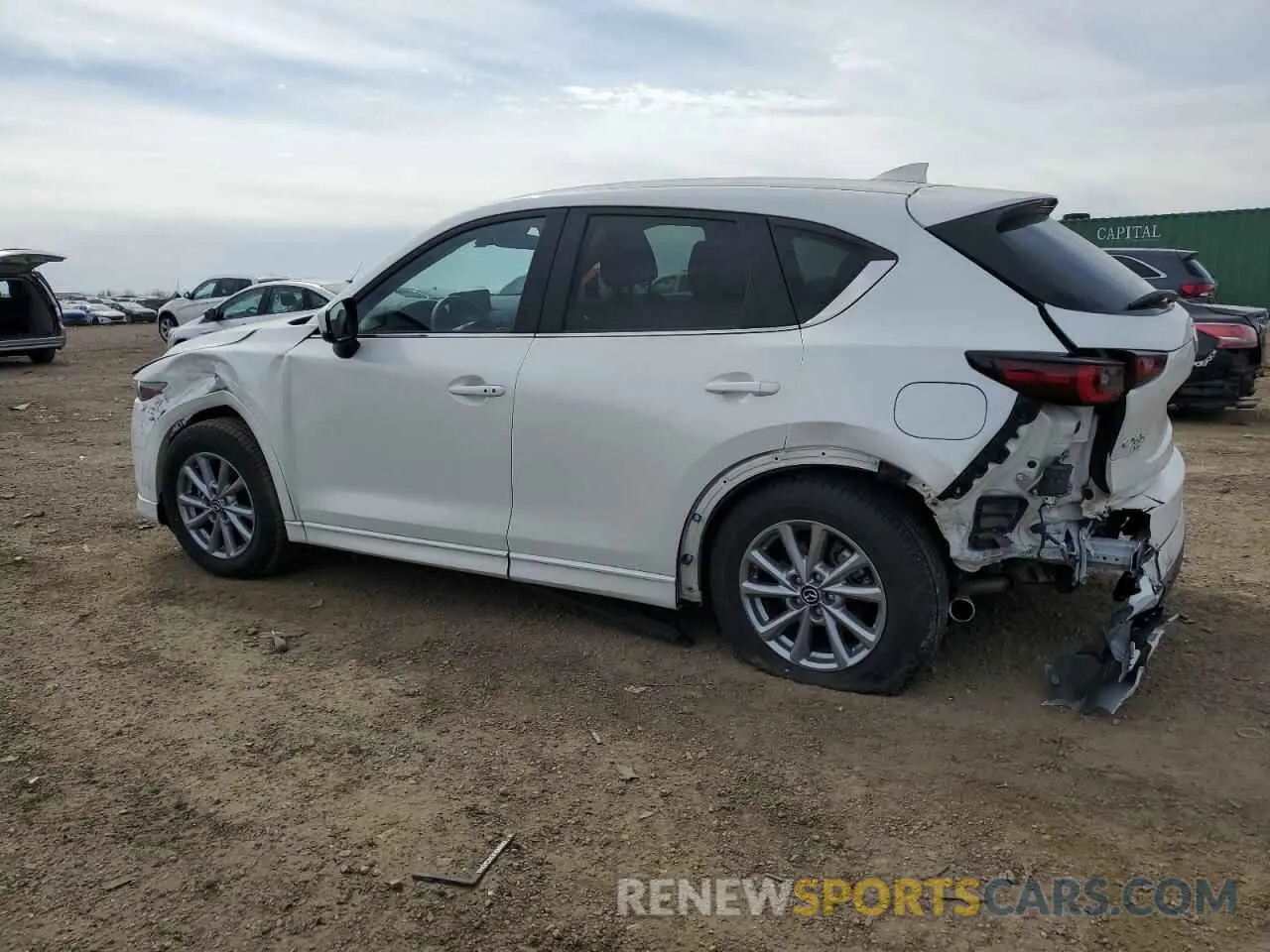 2 fotografías del automóvil dañado JM3KFBBLXR0482474 MAZDA CX-5 SELEC 2024