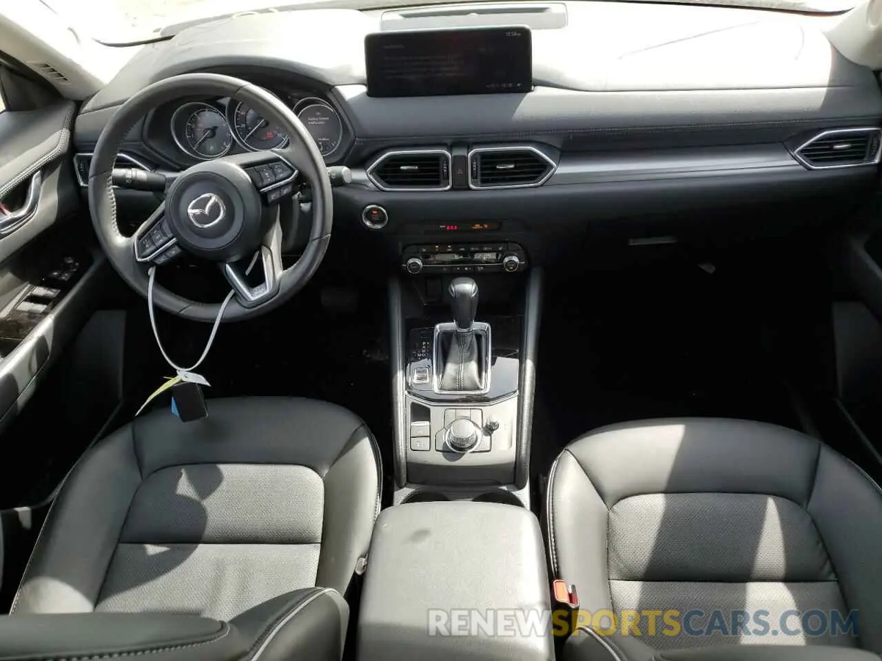 8 fotografías del automóvil dañado JM3KFBBLXR0482474 MAZDA CX-5 SELEC 2024