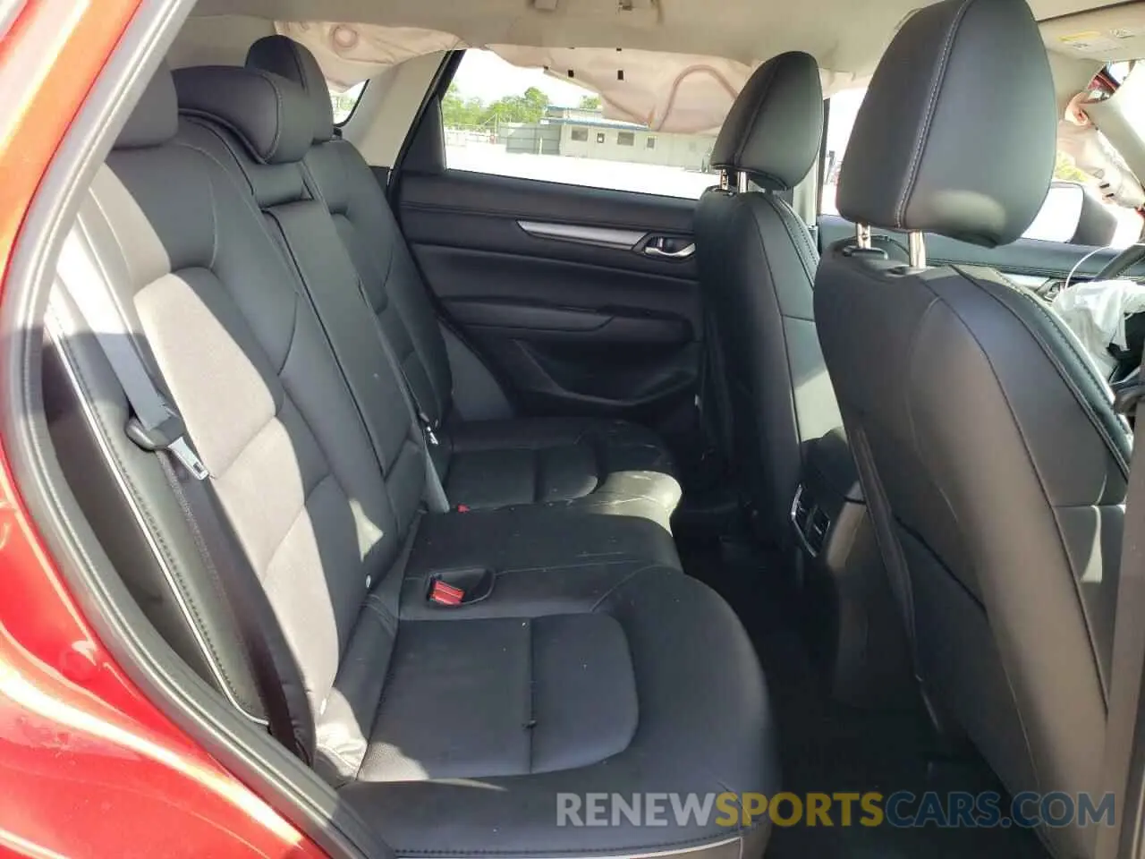 11 fotografías del automóvil dañado JM3KFBBLXR0485648 MAZDA CX-5 SELEC 2024