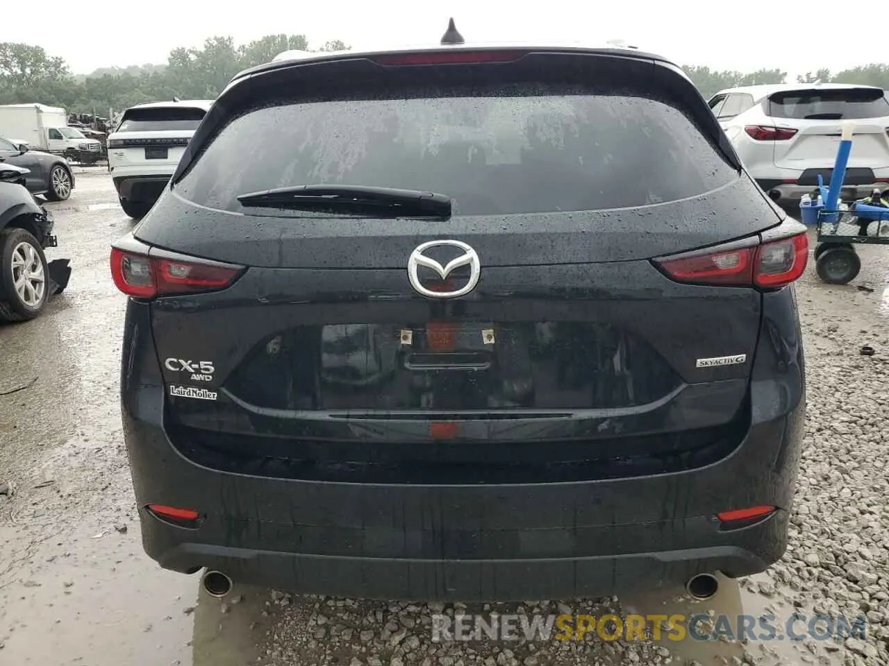 6 fotografías del automóvil dañado JM3KFBBM0R0354608 MAZDA CX-5 SELEC 2024