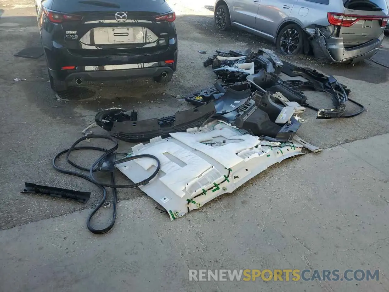 13 fotografías del automóvil dañado JM3KFBBM4R0358371 MAZDA CX-5 SELEC 2024