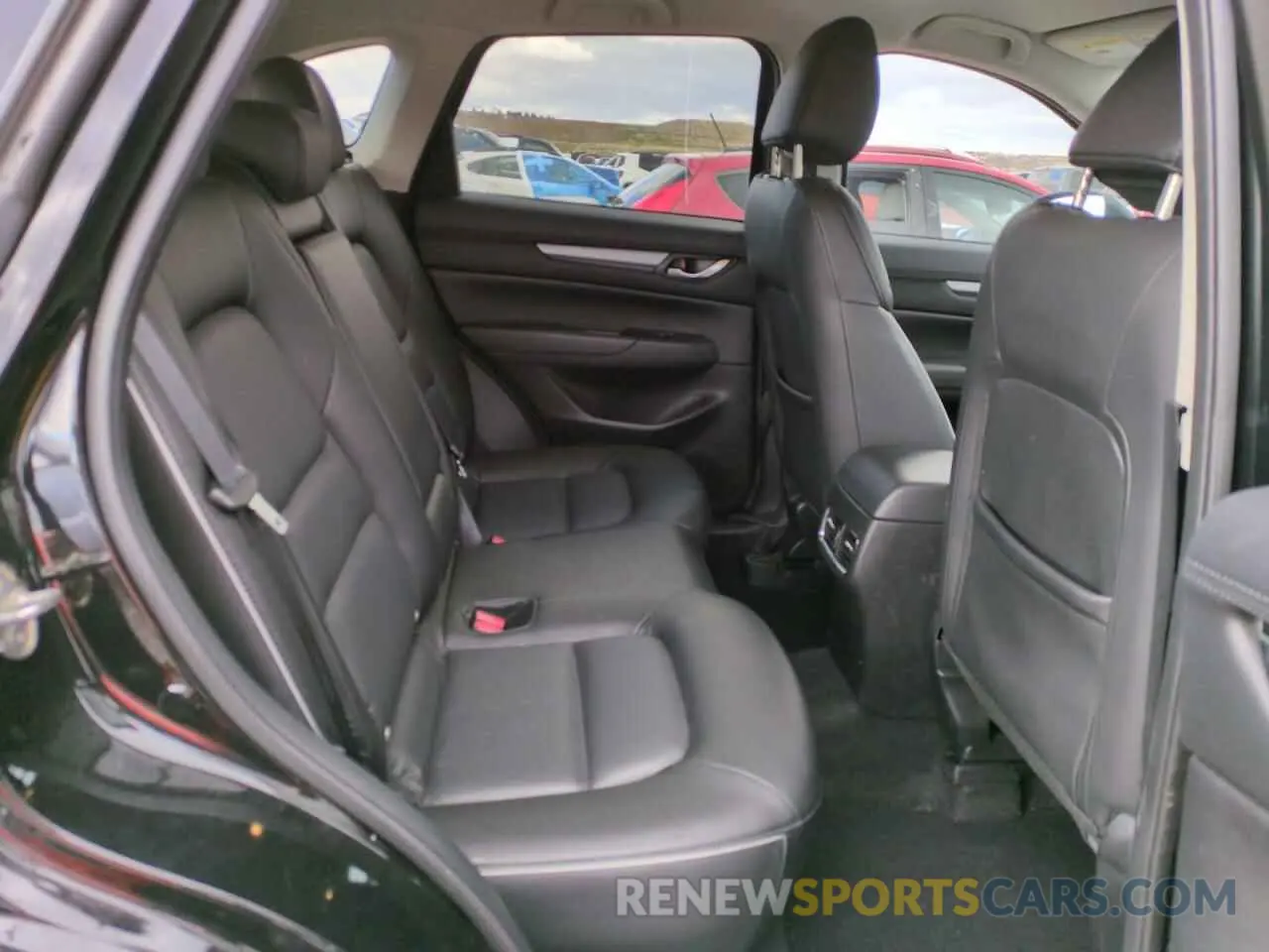 10 fotografías del automóvil dañado JM3KFBBM5R0377432 MAZDA CX-5 SELEC 2024