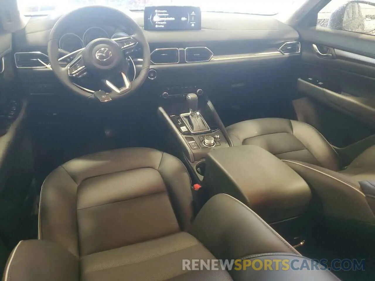 8 fotografías del automóvil dañado JM3KFBBL1S0636138 MAZDA CX-5 SELEC 2025