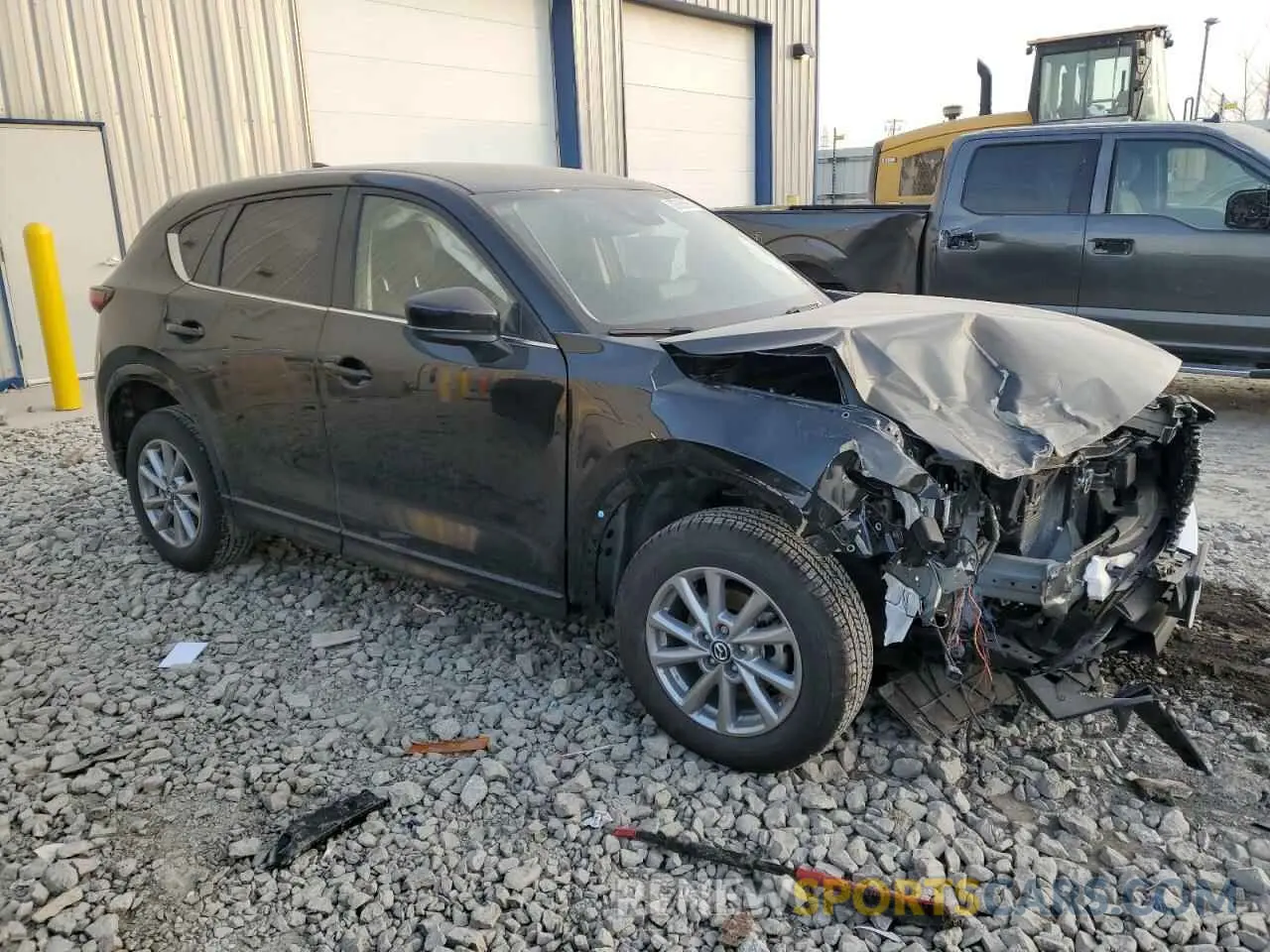 4 fotografías del automóvil dañado JM3KFBBL3S0539300 MAZDA CX-5 SELEC 2025