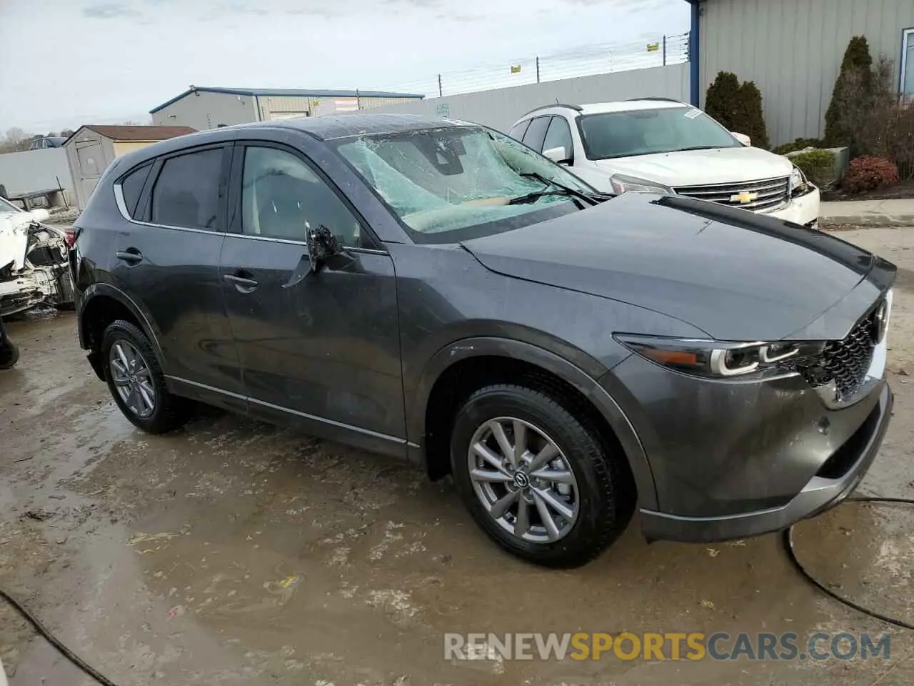 4 fotografías del automóvil dañado JM3KFBBL4S0546188 MAZDA CX-5 SELEC 2025