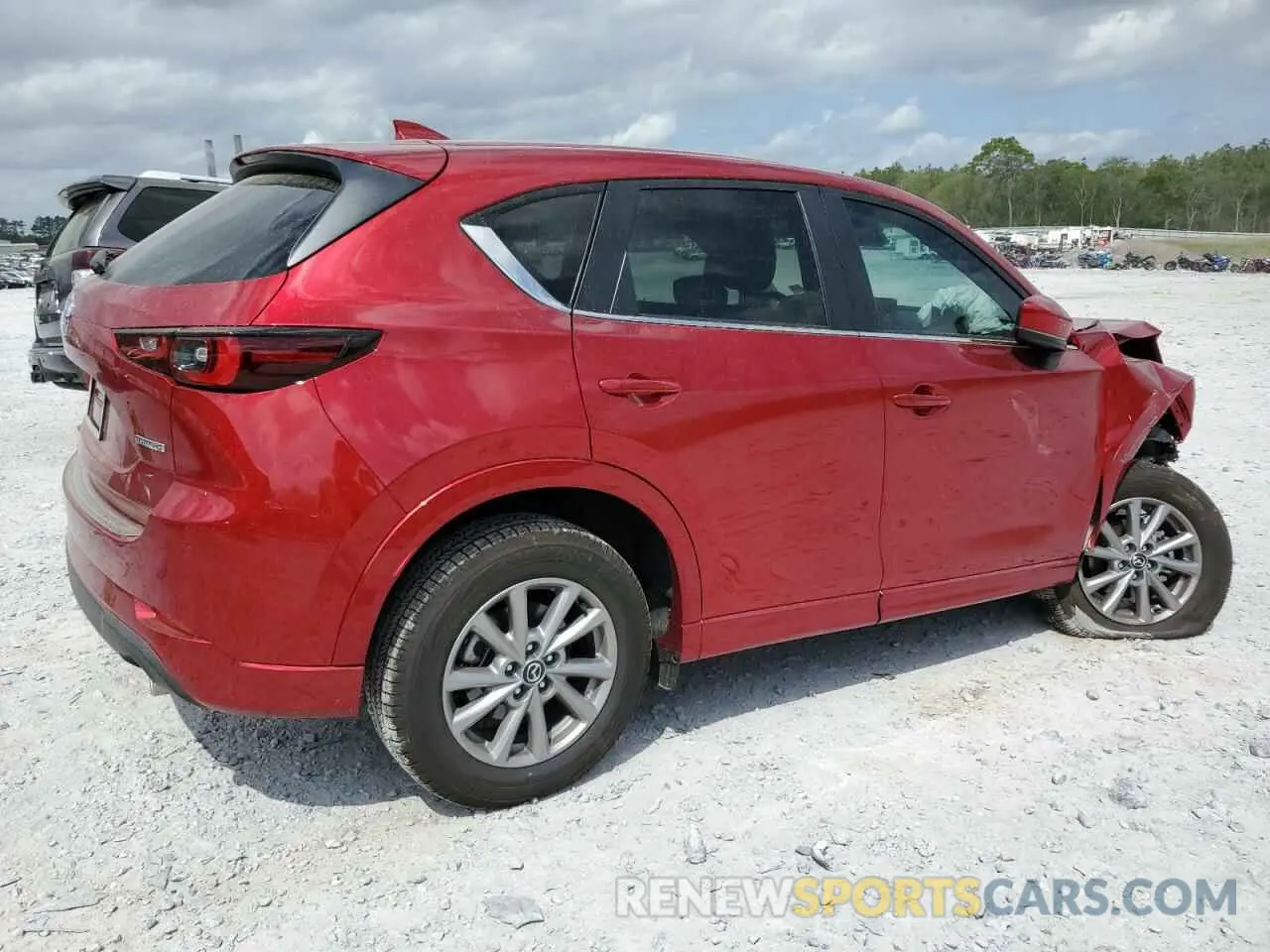 3 fotografías del automóvil dañado JM3KFBBL7S0567939 MAZDA CX-5 SELEC 2025