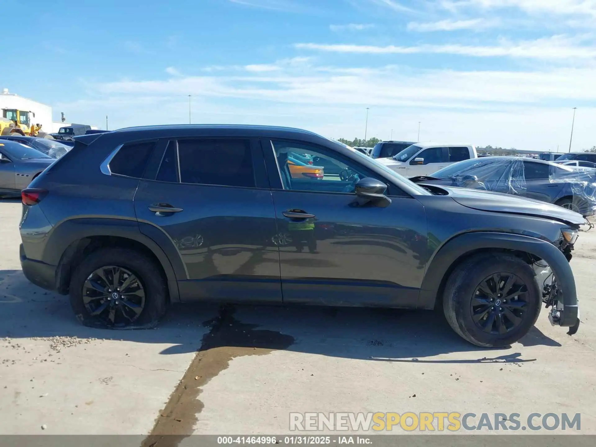 13 fotografías del automóvil dañado 7MMVABAM5PN150568 MAZDA CX-50 2023