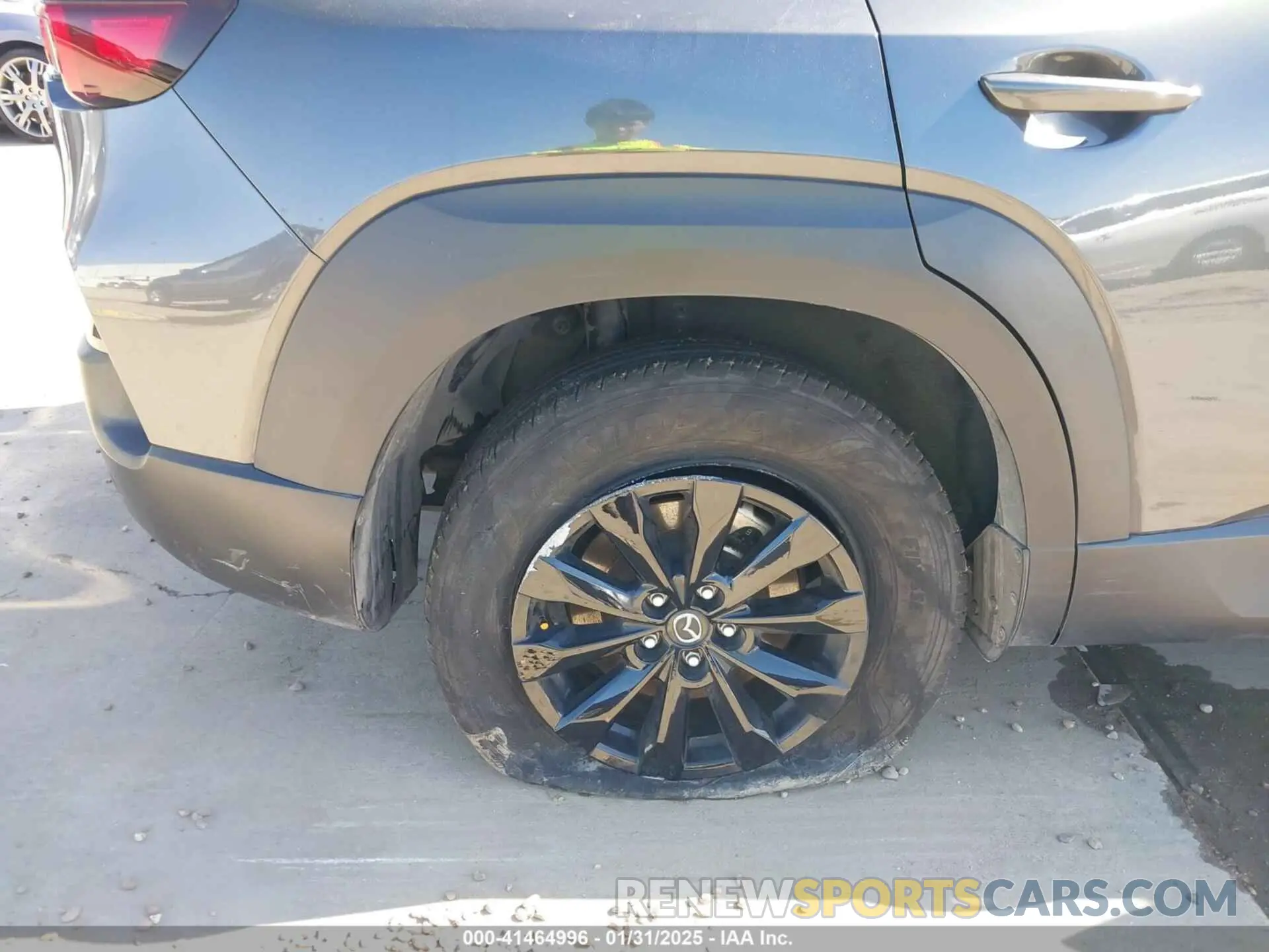 18 fotografías del automóvil dañado 7MMVABAM5PN150568 MAZDA CX-50 2023
