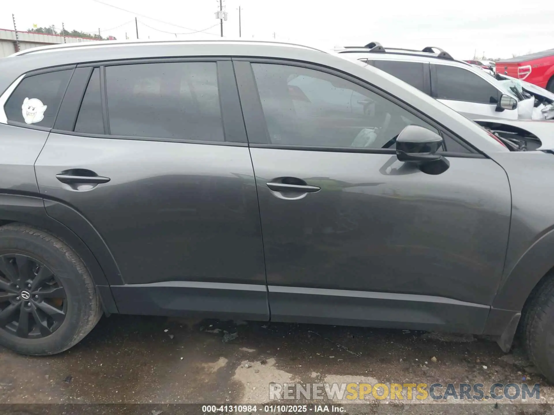 13 fotografías del automóvil dañado 7MMVABCM2PN107061 MAZDA CX-50 2023