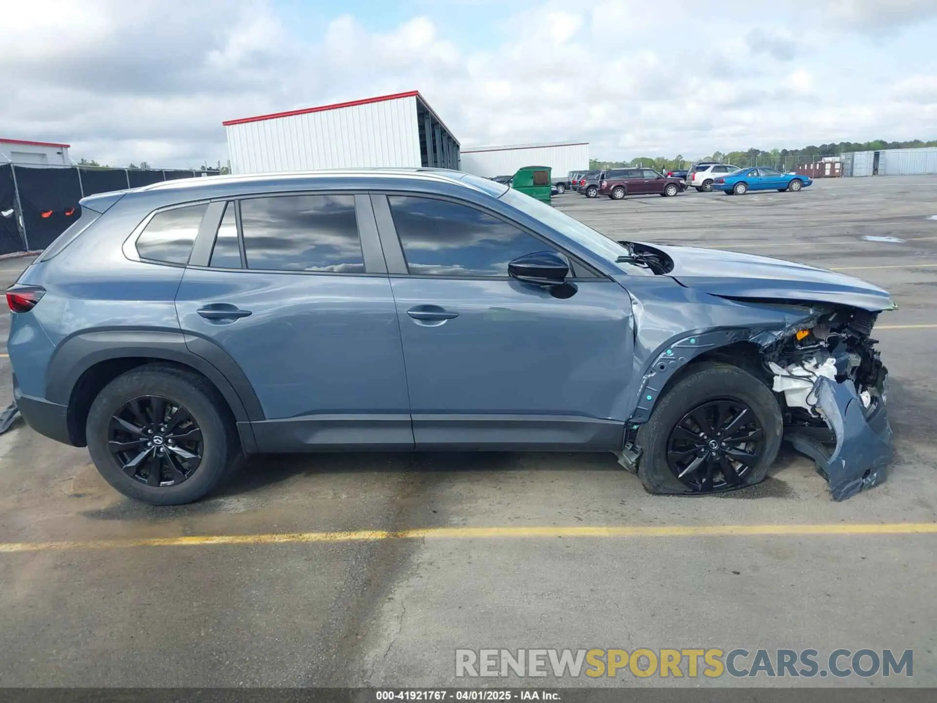 14 fotografías del automóvil dañado 7MMVABCM3PN122068 MAZDA CX-50 2023