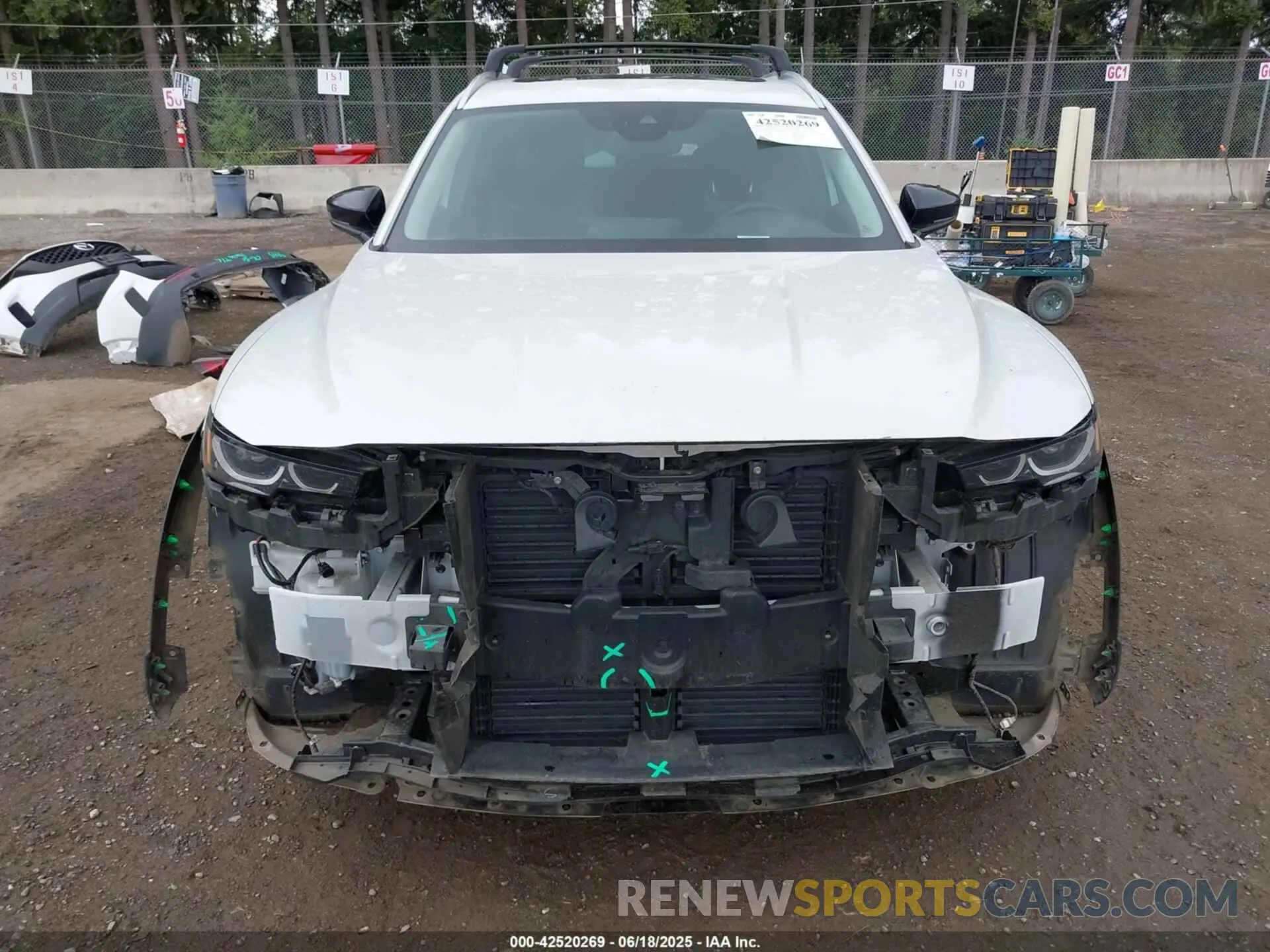 13 fotografías del automóvil dañado 7MMVABCM3PN137749 MAZDA CX-50 2023