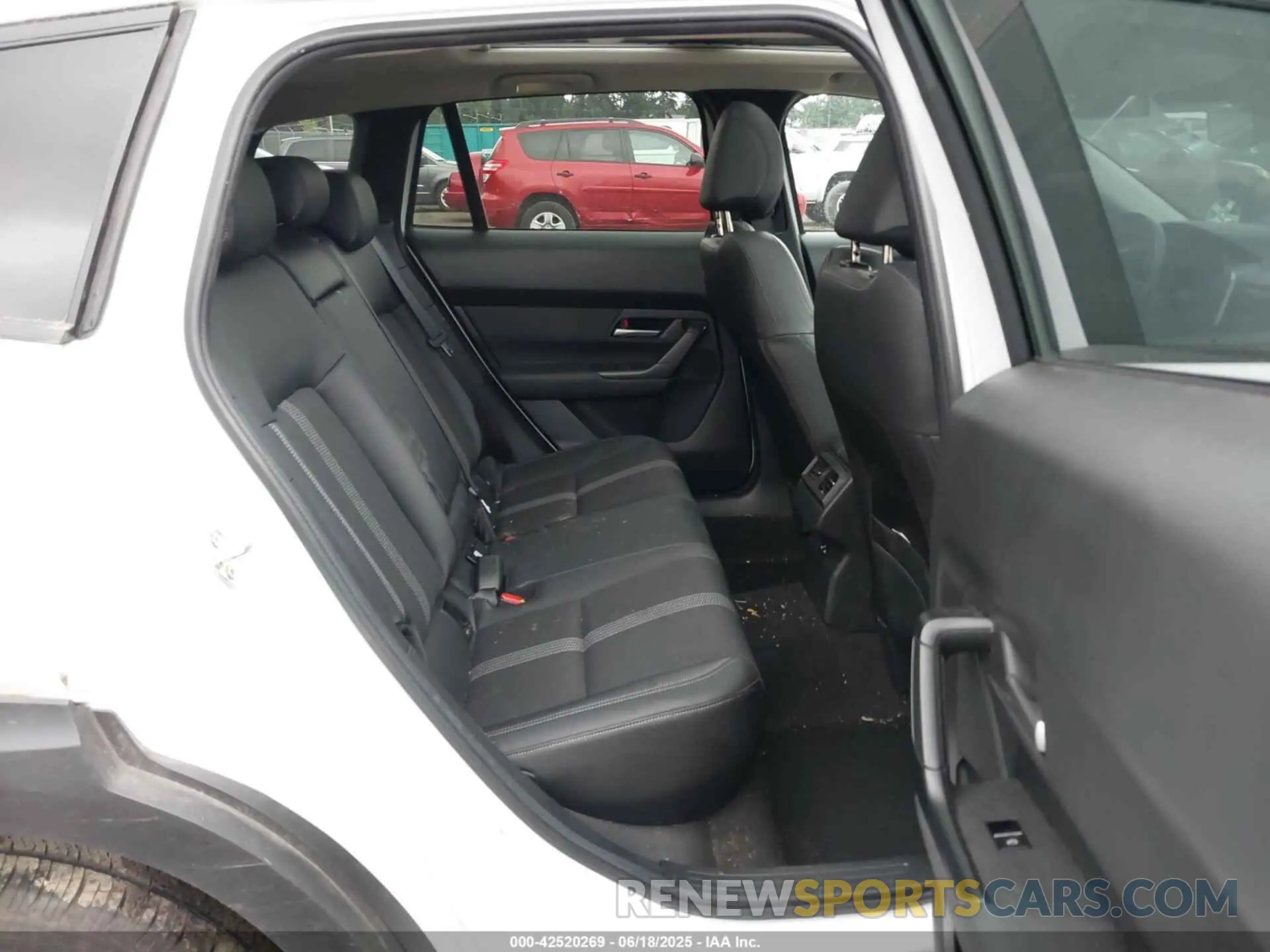 8 fotografías del automóvil dañado 7MMVABCM3PN137749 MAZDA CX-50 2023