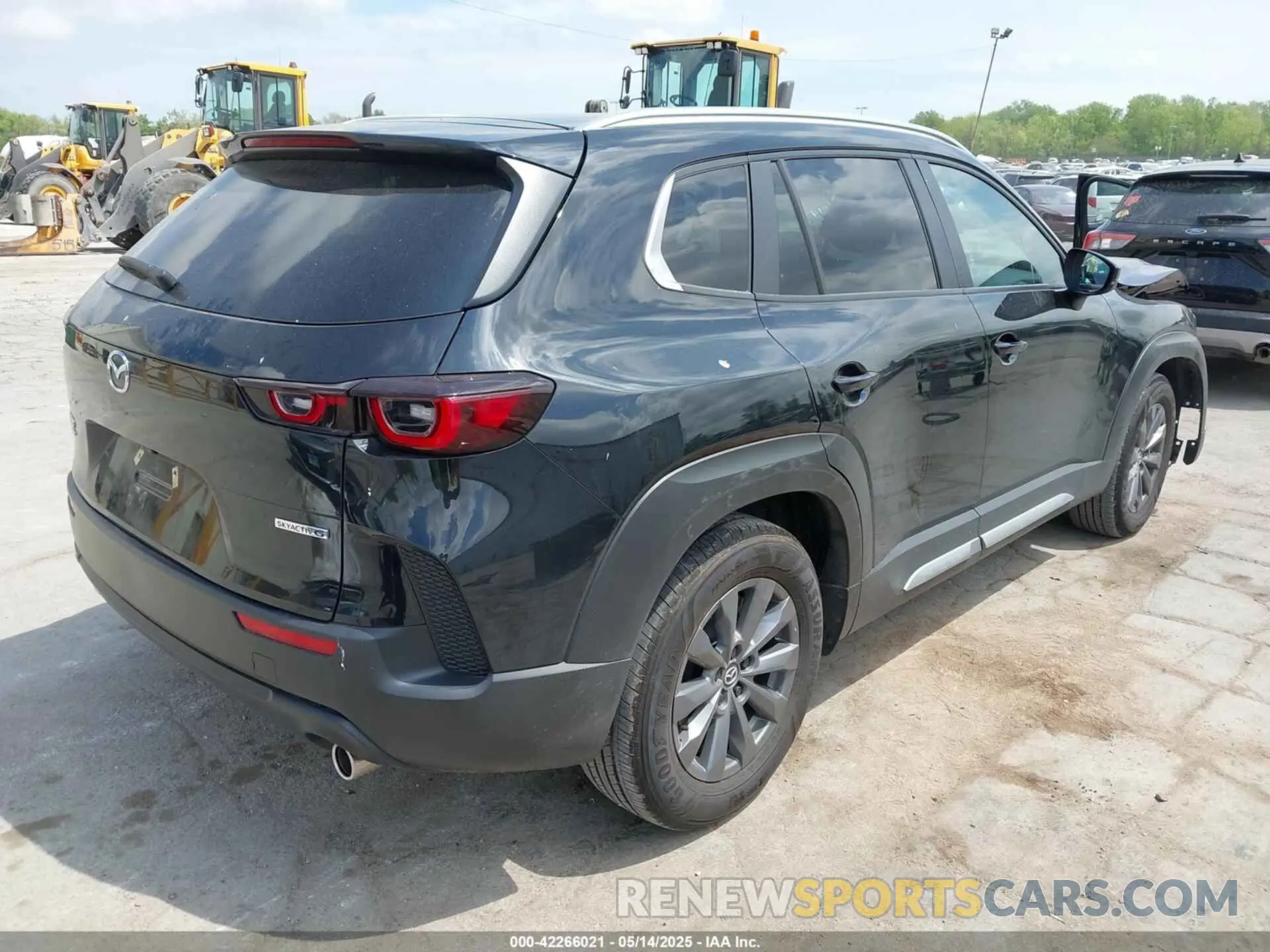 4 fotografías del automóvil dañado 7MMVABCM7PN145966 MAZDA CX-50 2023