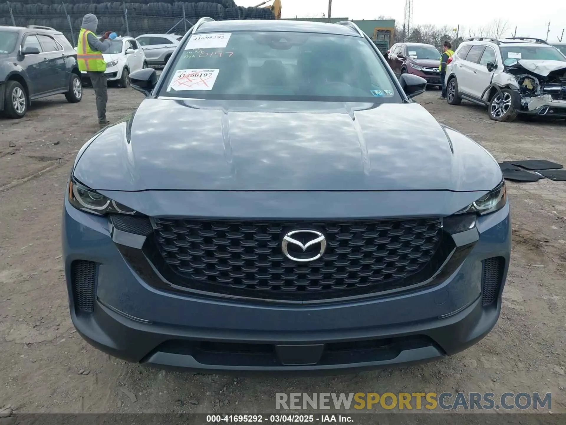 12 fotografías del automóvil dañado 7MMVABCM9PN113620 MAZDA CX-50 2023