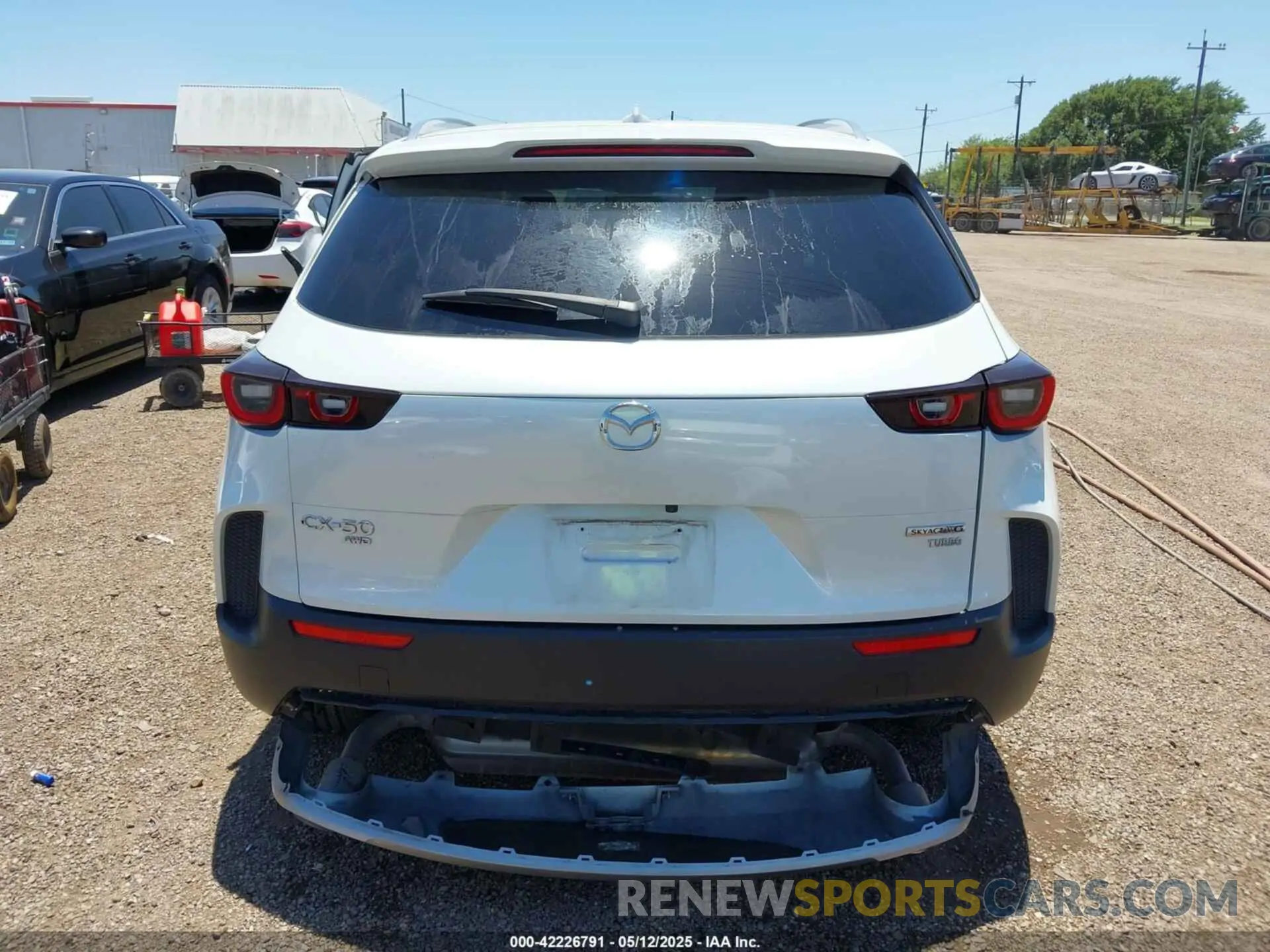 16 fotografías del automóvil dañado 7MMVABDY4PN137292 MAZDA CX-50 2023