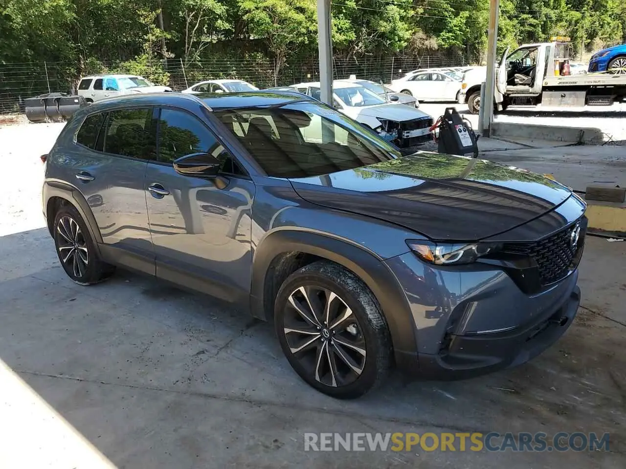 4 fotografías del automóvil dañado 7MMVABEM2PN151736 MAZDA CX-50 2023