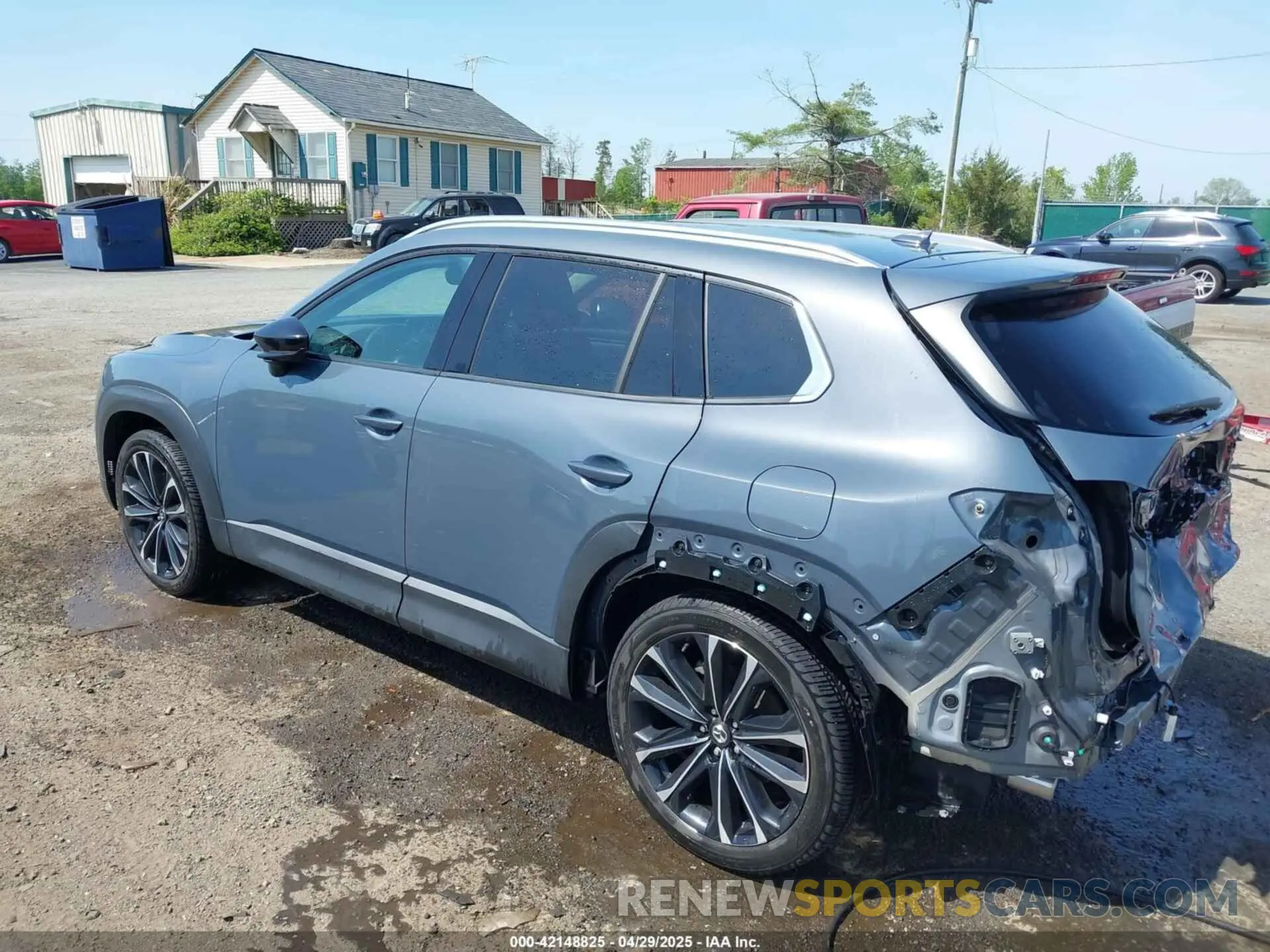 3 fotografías del automóvil dañado 7MMVABEM6PN105424 MAZDA CX-50 2023