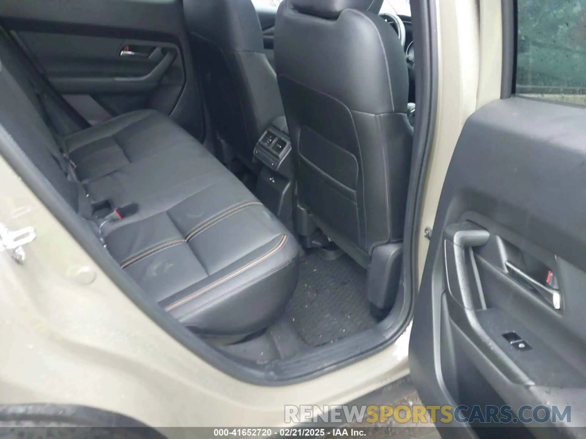11 fotografías del automóvil dañado 7MMVABEY4PN101455 MAZDA CX-50 2023