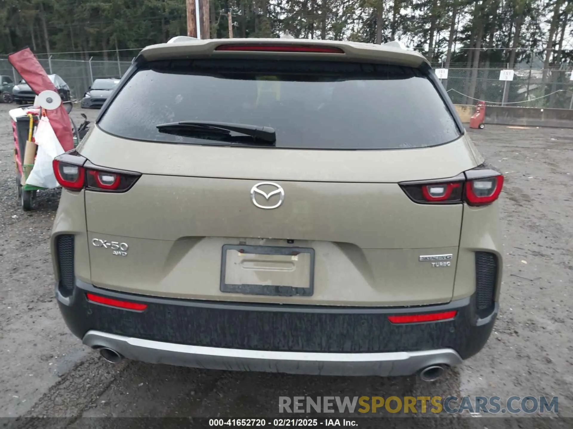 16 fotografías del automóvil dañado 7MMVABEY4PN101455 MAZDA CX-50 2023