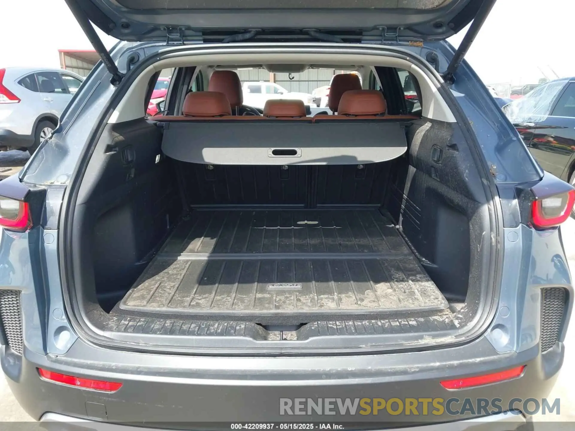 17 fotografías del automóvil dañado 7MMVABXY4PN141791 MAZDA CX-50 2023