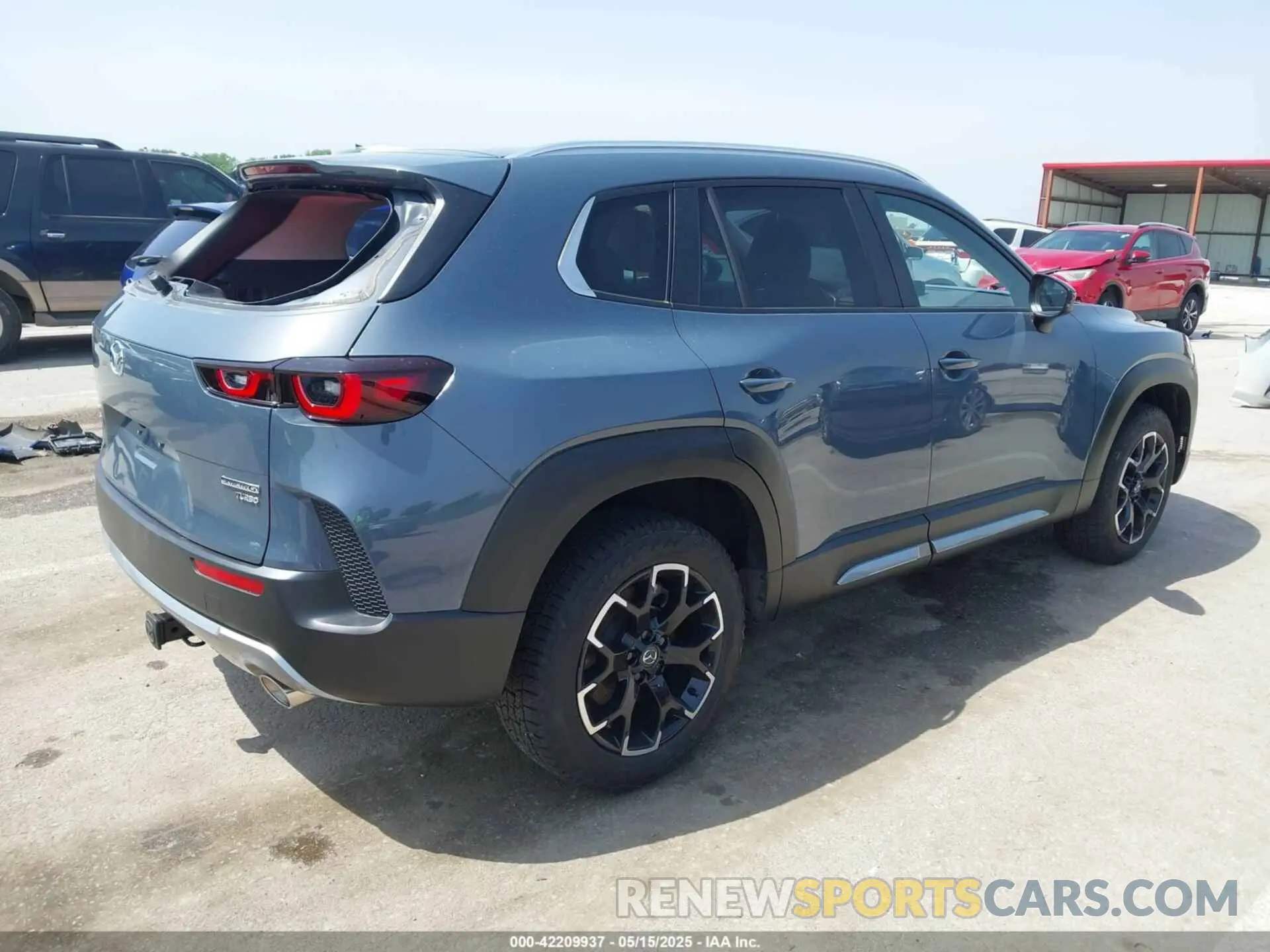 4 fotografías del automóvil dañado 7MMVABXY4PN141791 MAZDA CX-50 2023