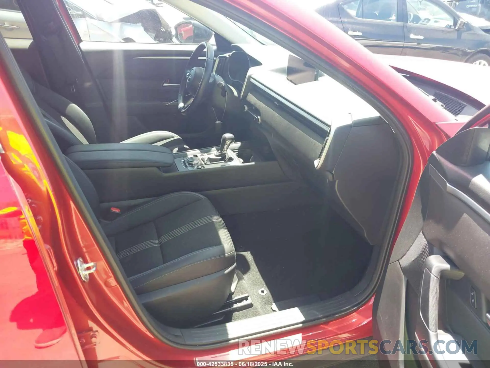 5 fotografías del automóvil dañado 7MMVABAM1RN241498 MAZDA CX-50 2024
