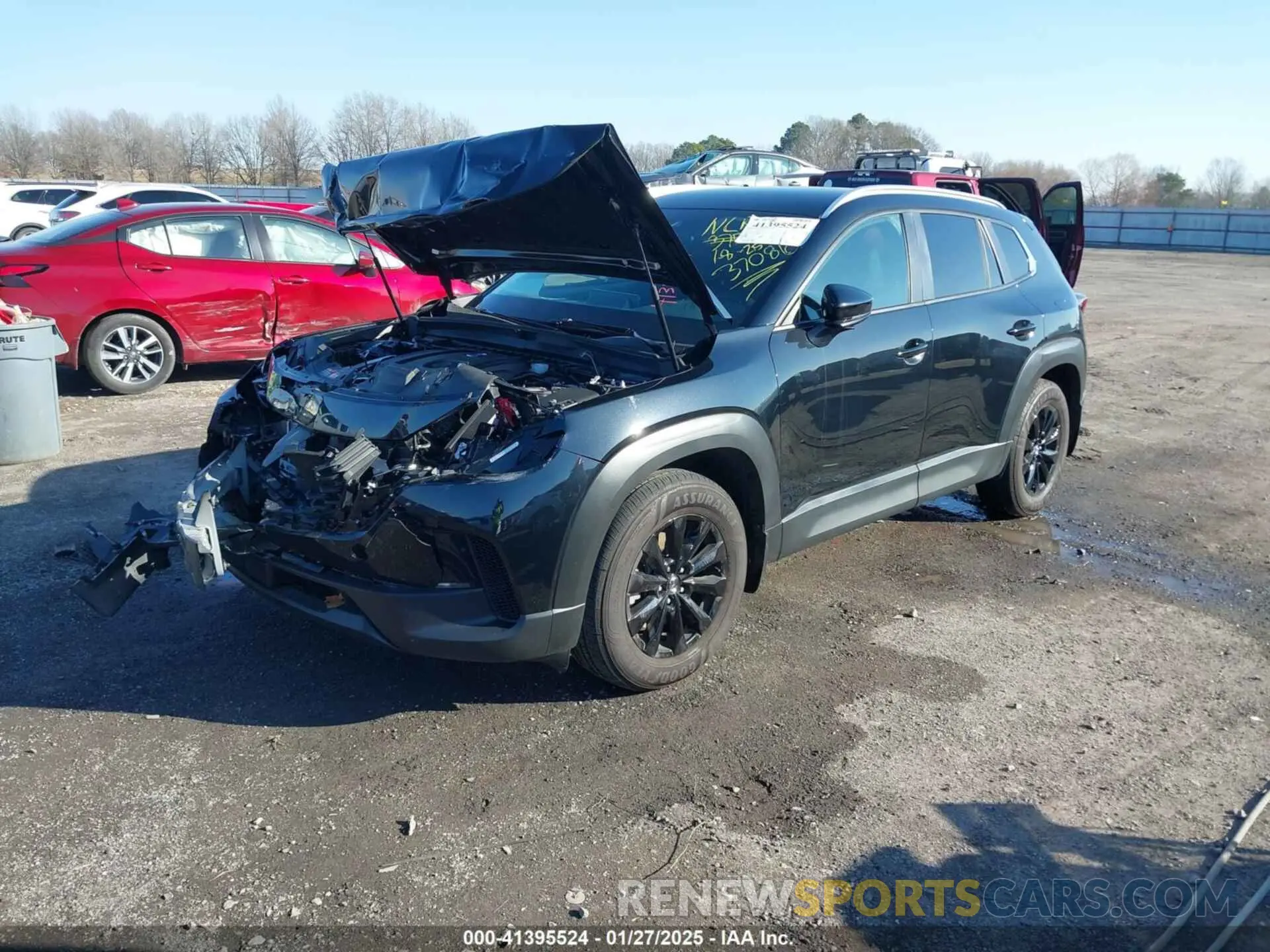 2 fotografías del automóvil dañado 7MMVABAM2RN211359 MAZDA CX-50 2024