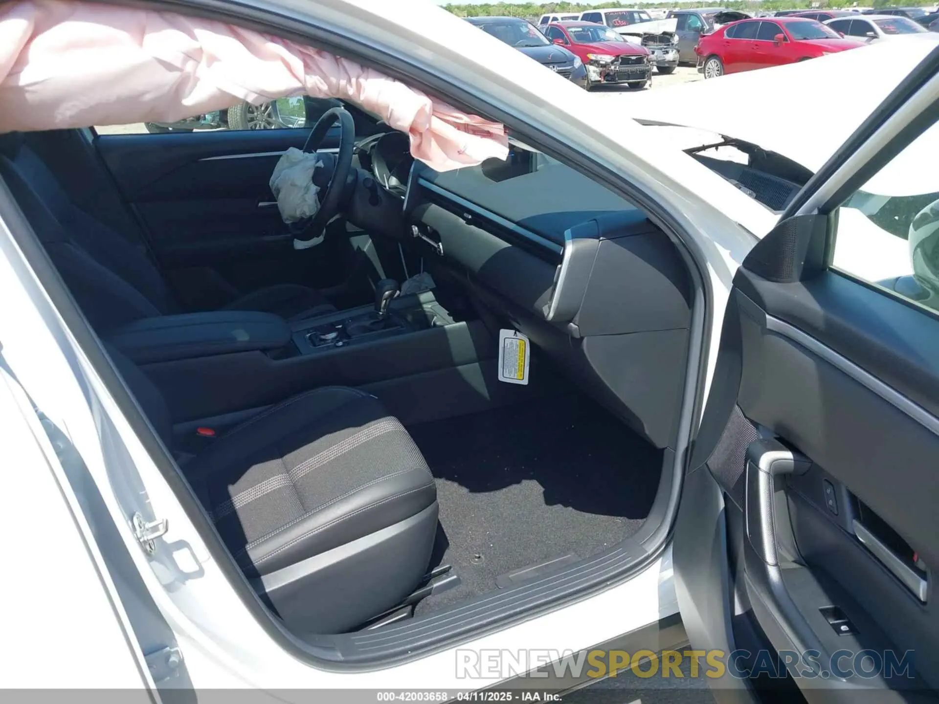 5 fotografías del automóvil dañado 7MMVABAM9RN238736 MAZDA CX-50 2024