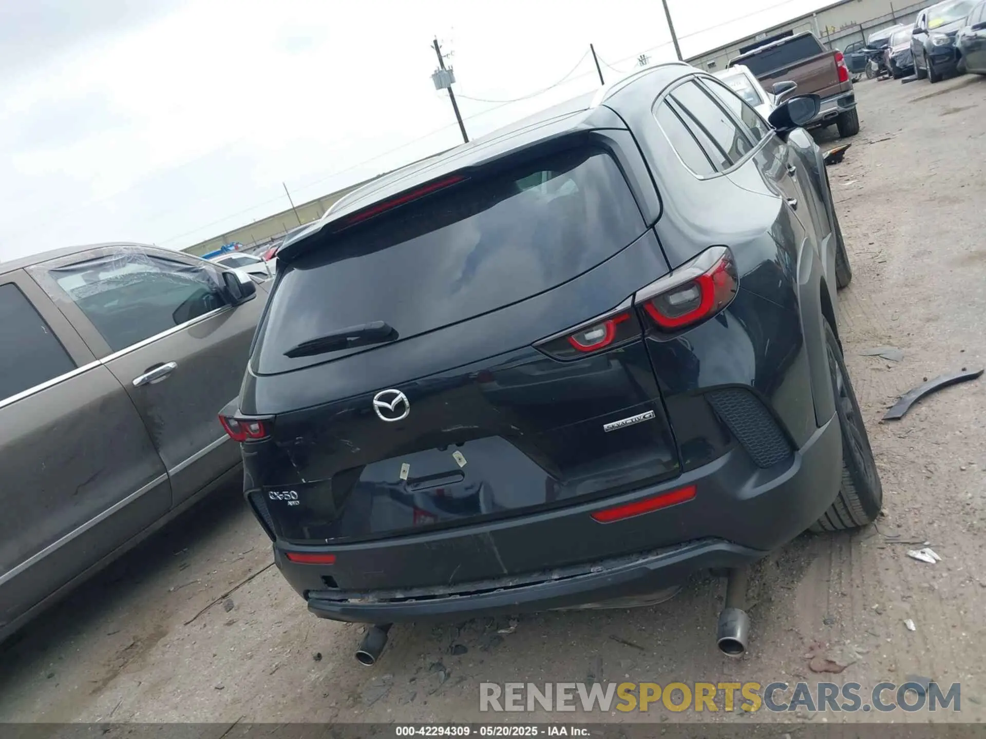 16 fotografías del automóvil dañado 7MMVABBM1RN181625 MAZDA CX-50 2024