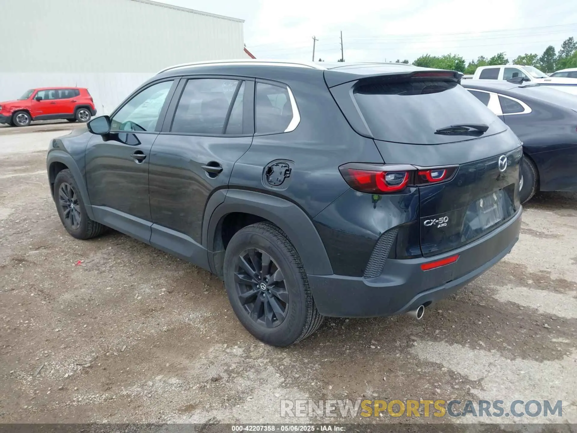 3 fotografías del automóvil dañado 7MMVABBM8RN175773 MAZDA CX-50 2024