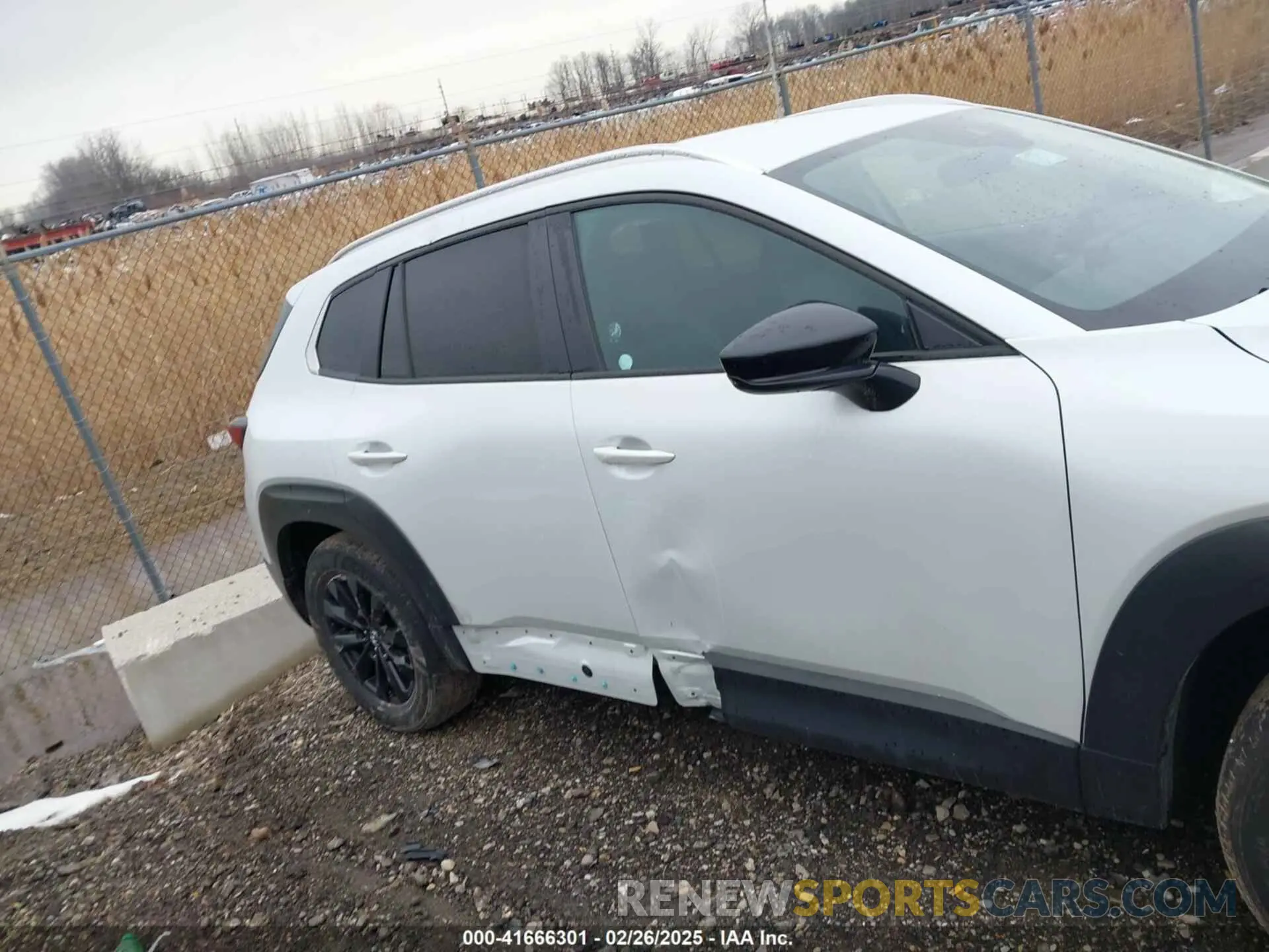 13 fotografías del automóvil dañado 7MMVABBM8RN181296 MAZDA CX-50 2024