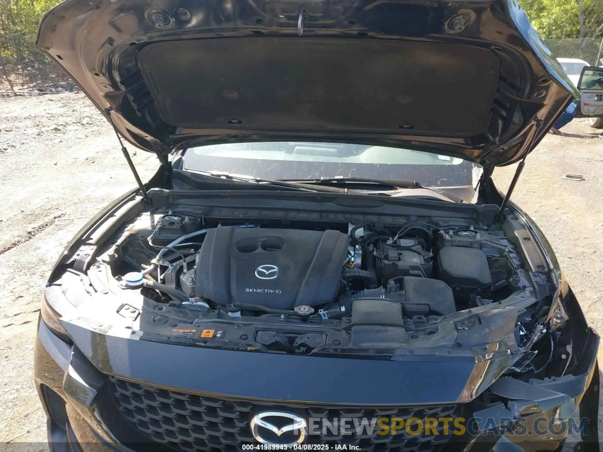 10 fotografías del automóvil dañado 7MMVABBM9RN178701 MAZDA CX-50 2024