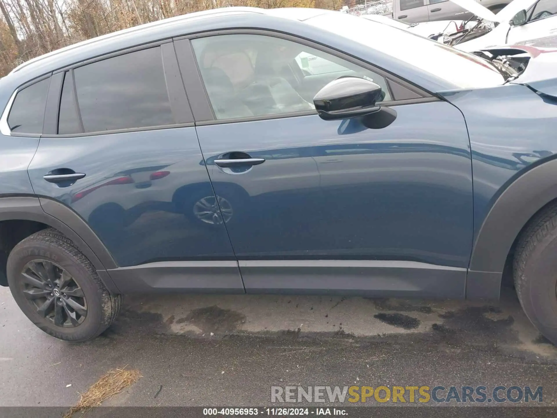 13 fotografías del automóvil dañado 7MMVABDM2RN157105 MAZDA CX-50 2024