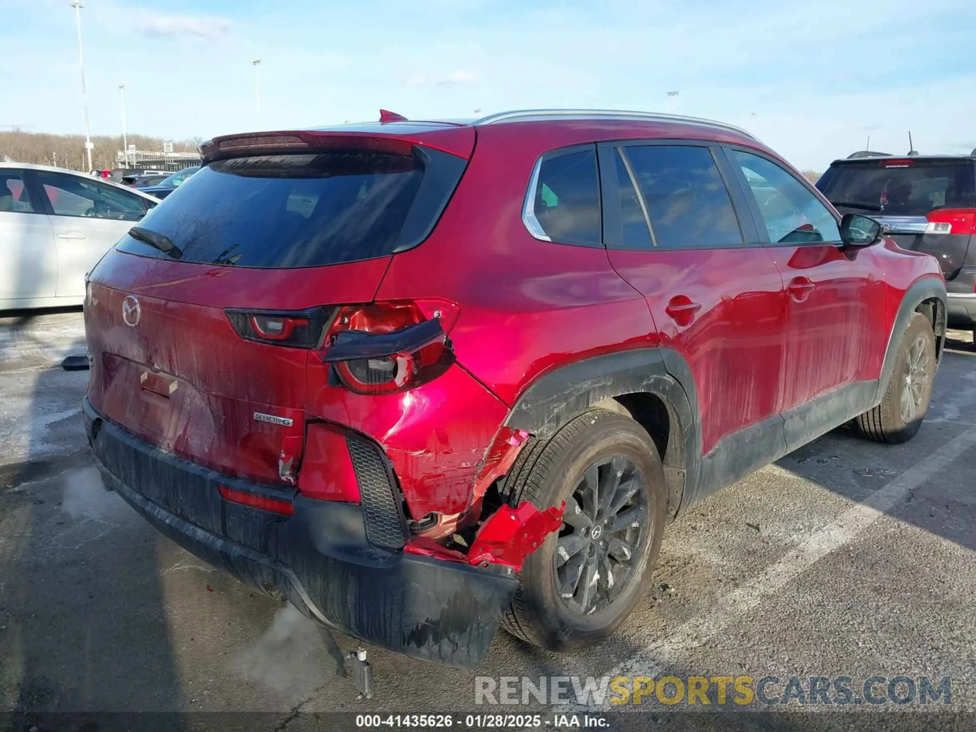 4 fotografías del automóvil dañado 7MMVABDM2RN219036 MAZDA CX-50 2024