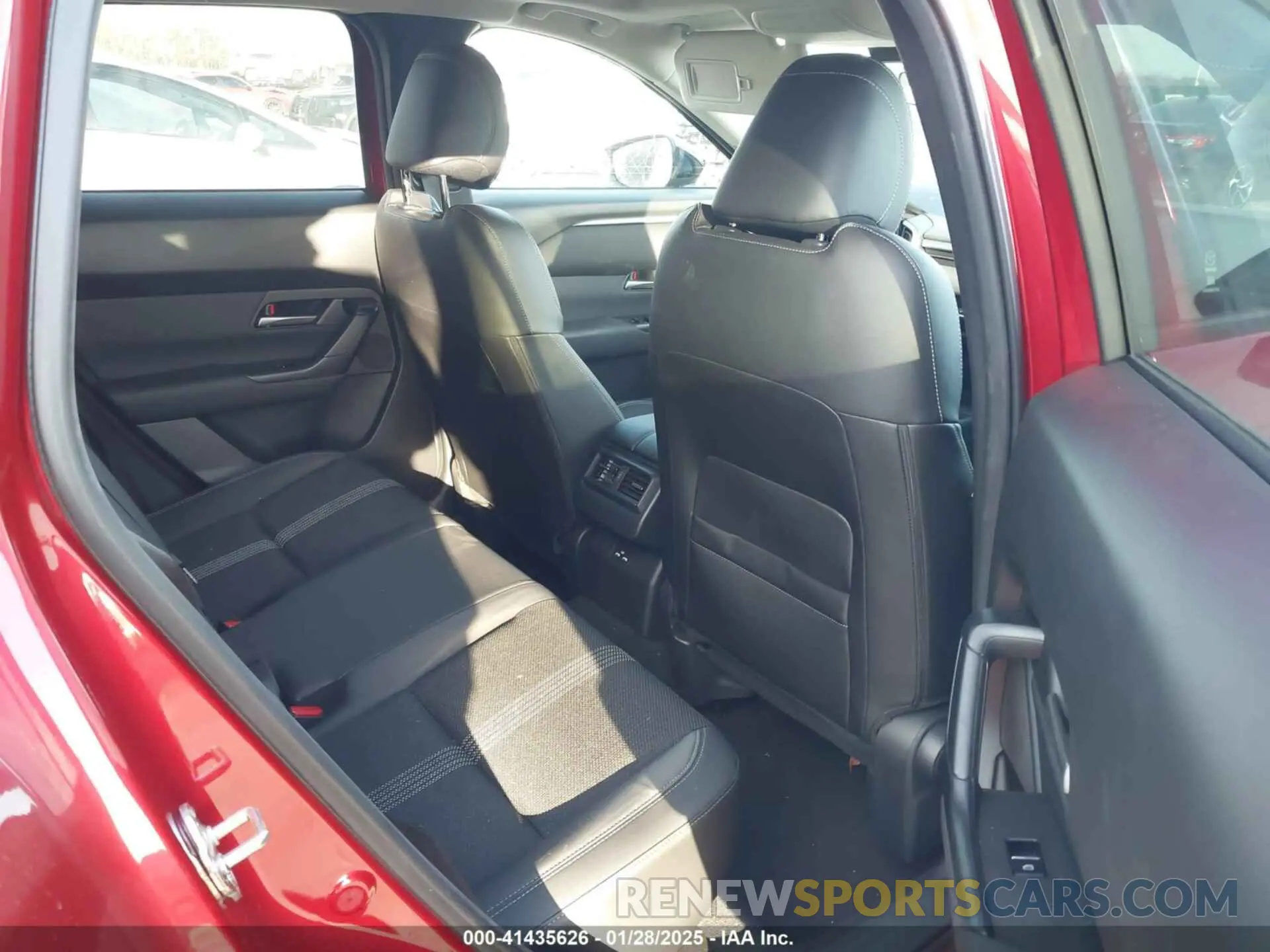 8 fotografías del automóvil dañado 7MMVABDM2RN219036 MAZDA CX-50 2024