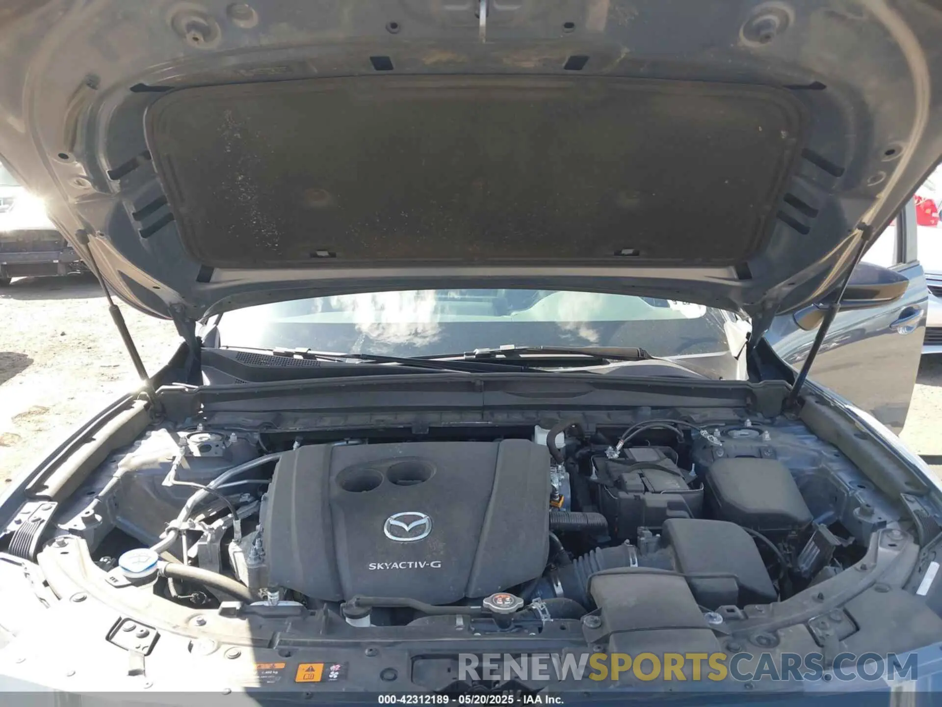 10 fotografías del automóvil dañado 7MMVABDM7RN160582 MAZDA CX-50 2024