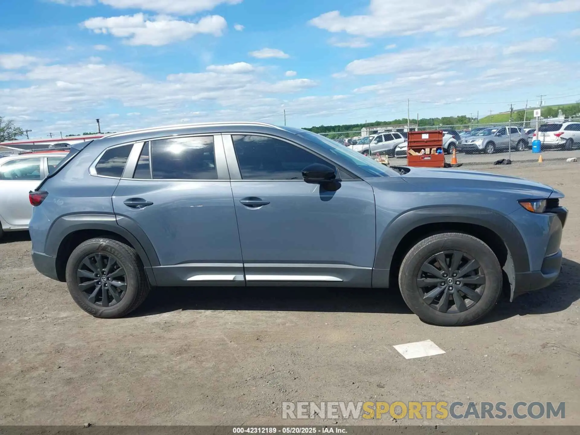 13 fotografías del automóvil dañado 7MMVABDM7RN160582 MAZDA CX-50 2024