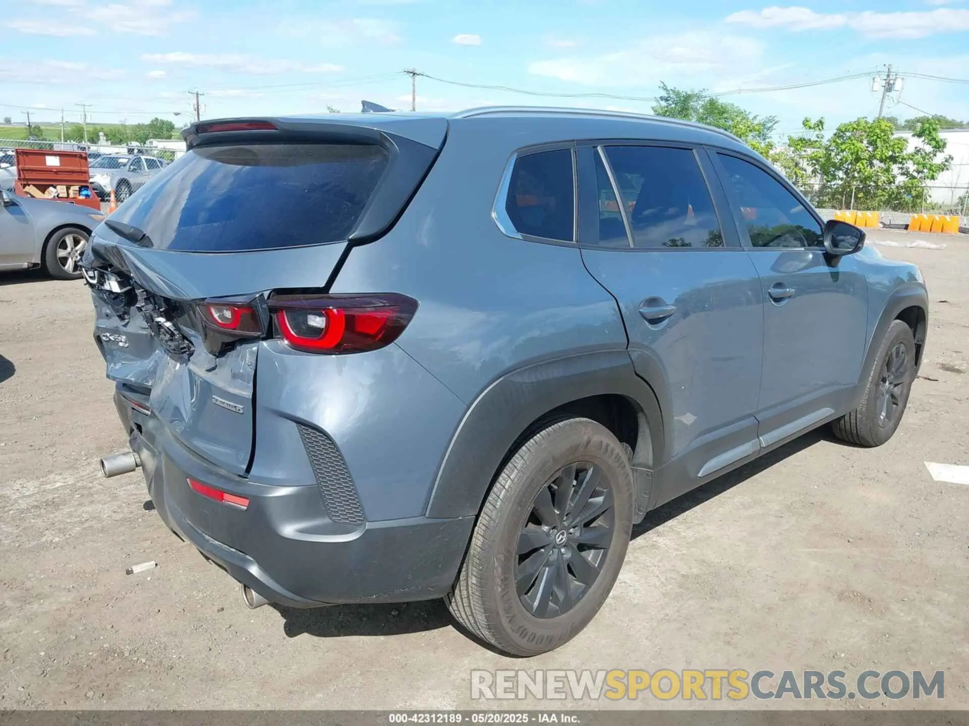 4 fotografías del automóvil dañado 7MMVABDM7RN160582 MAZDA CX-50 2024