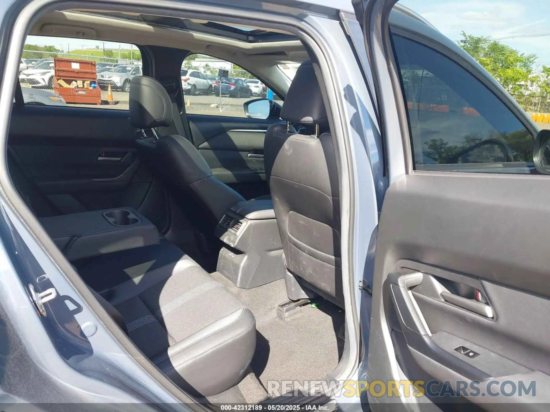 8 fotografías del automóvil dañado 7MMVABDM7RN160582 MAZDA CX-50 2024