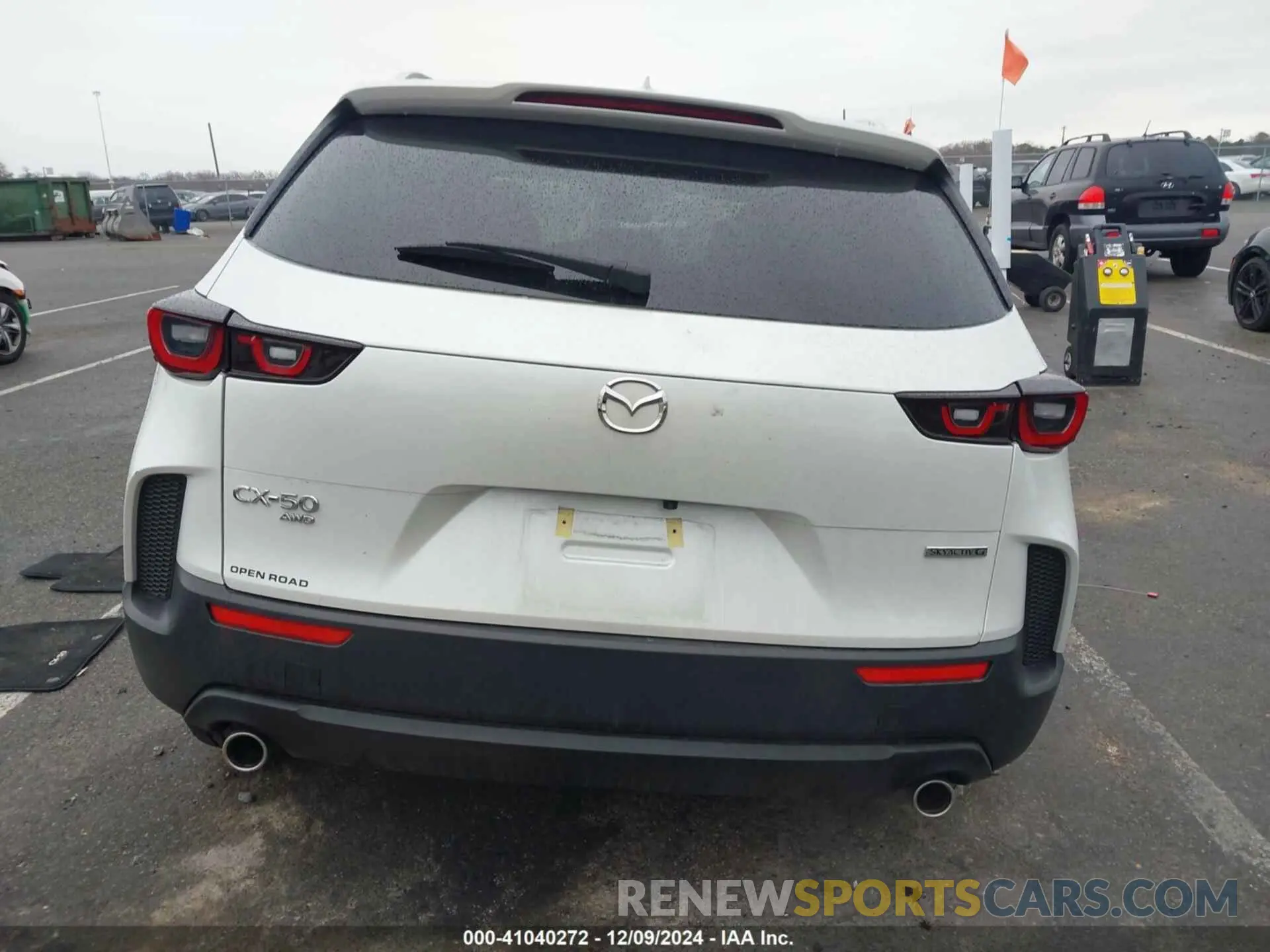 17 fotografías del automóvil dañado 7MMVABDM7RN182937 MAZDA CX-50 2024