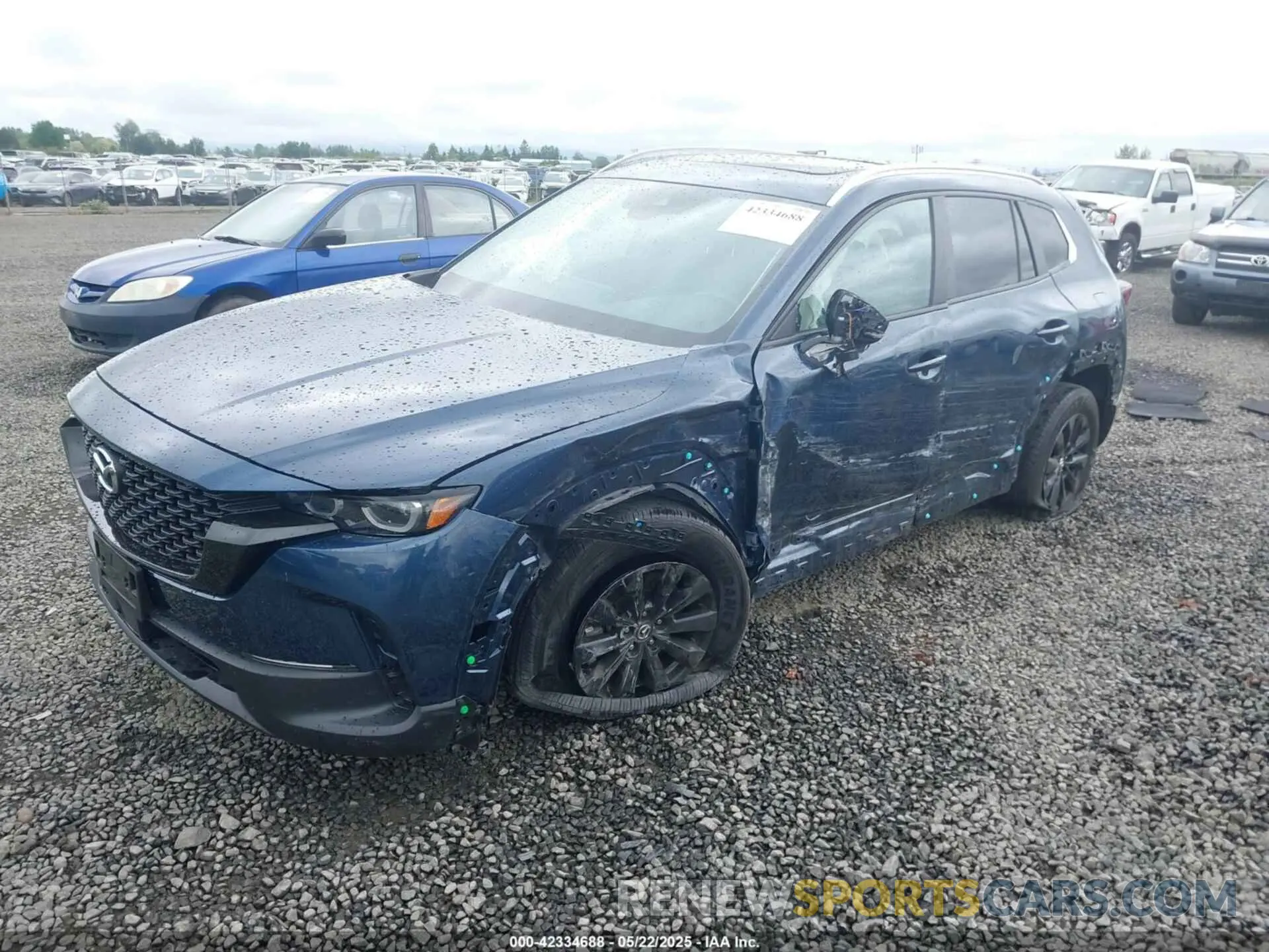 2 fotografías del automóvil dañado 7MMVABDM7RN187975 MAZDA CX-50 2024