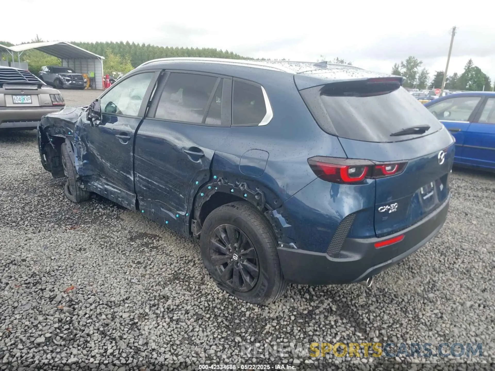3 fotografías del automóvil dañado 7MMVABDM7RN187975 MAZDA CX-50 2024